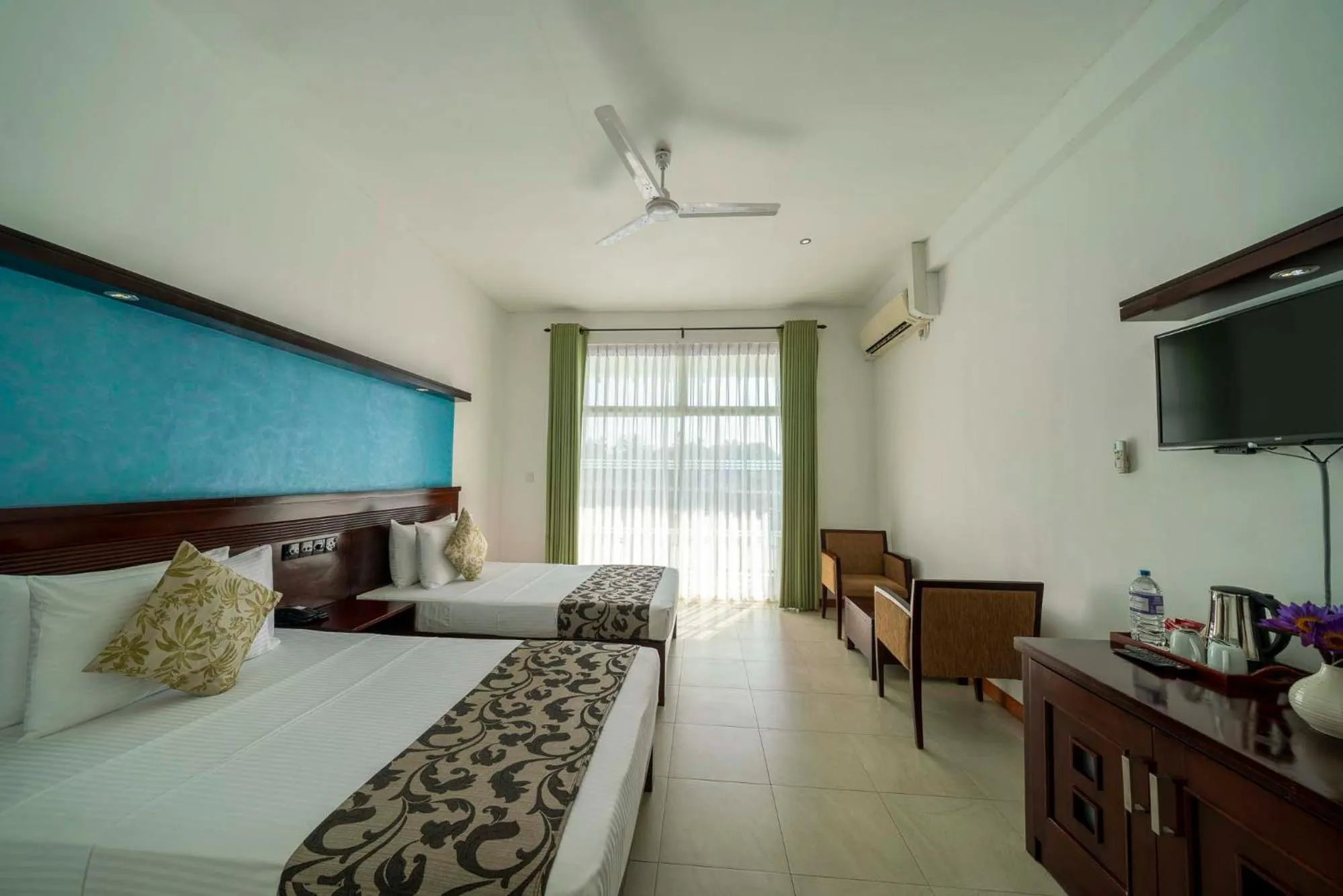 Bedroom, Bed in Mandara Resort Mirissa