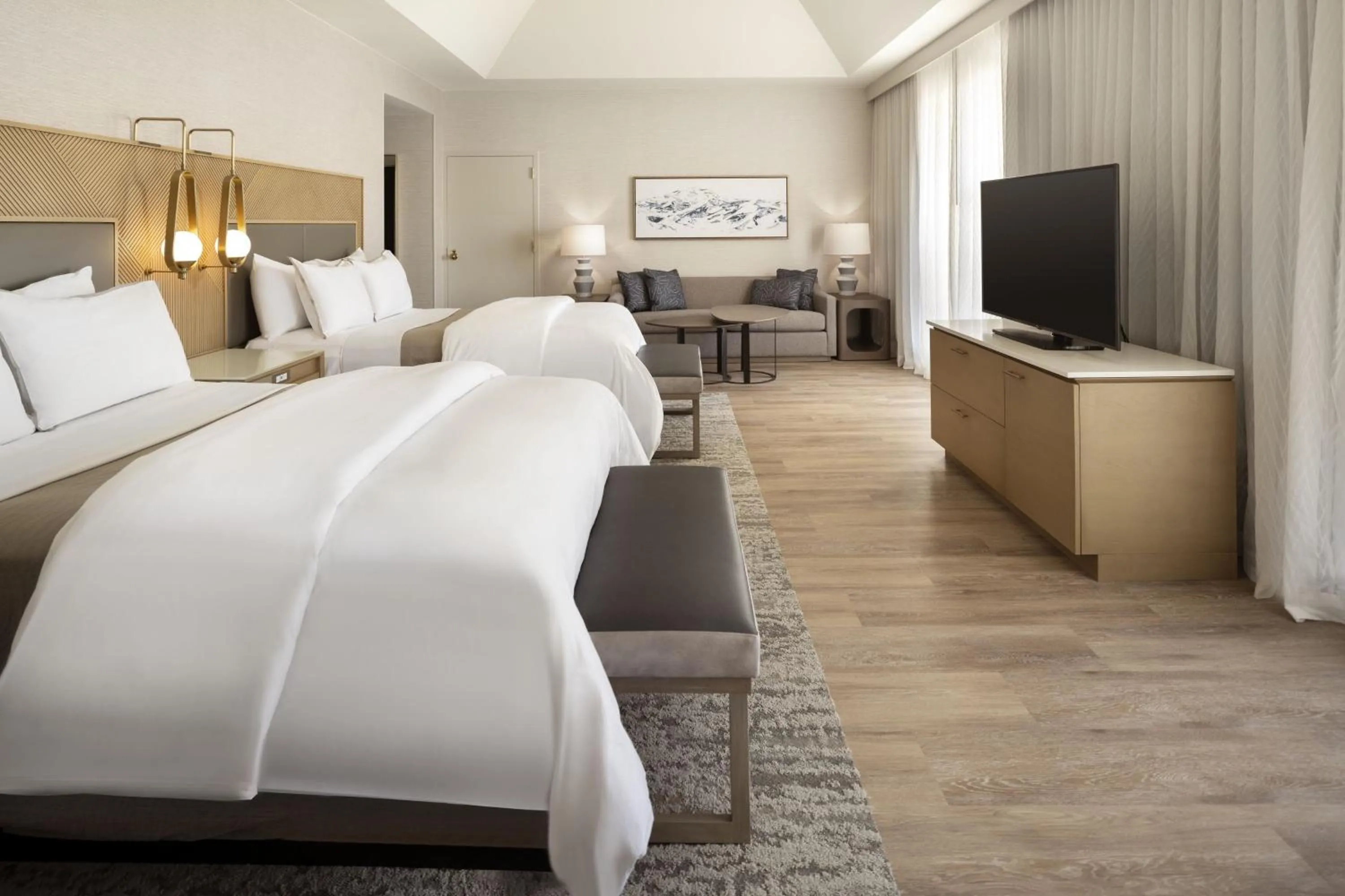 Bedroom, Bed in The Westin Denver Downtown