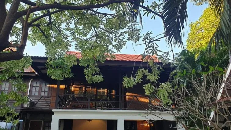 Property building in Niwas Ayutthaya