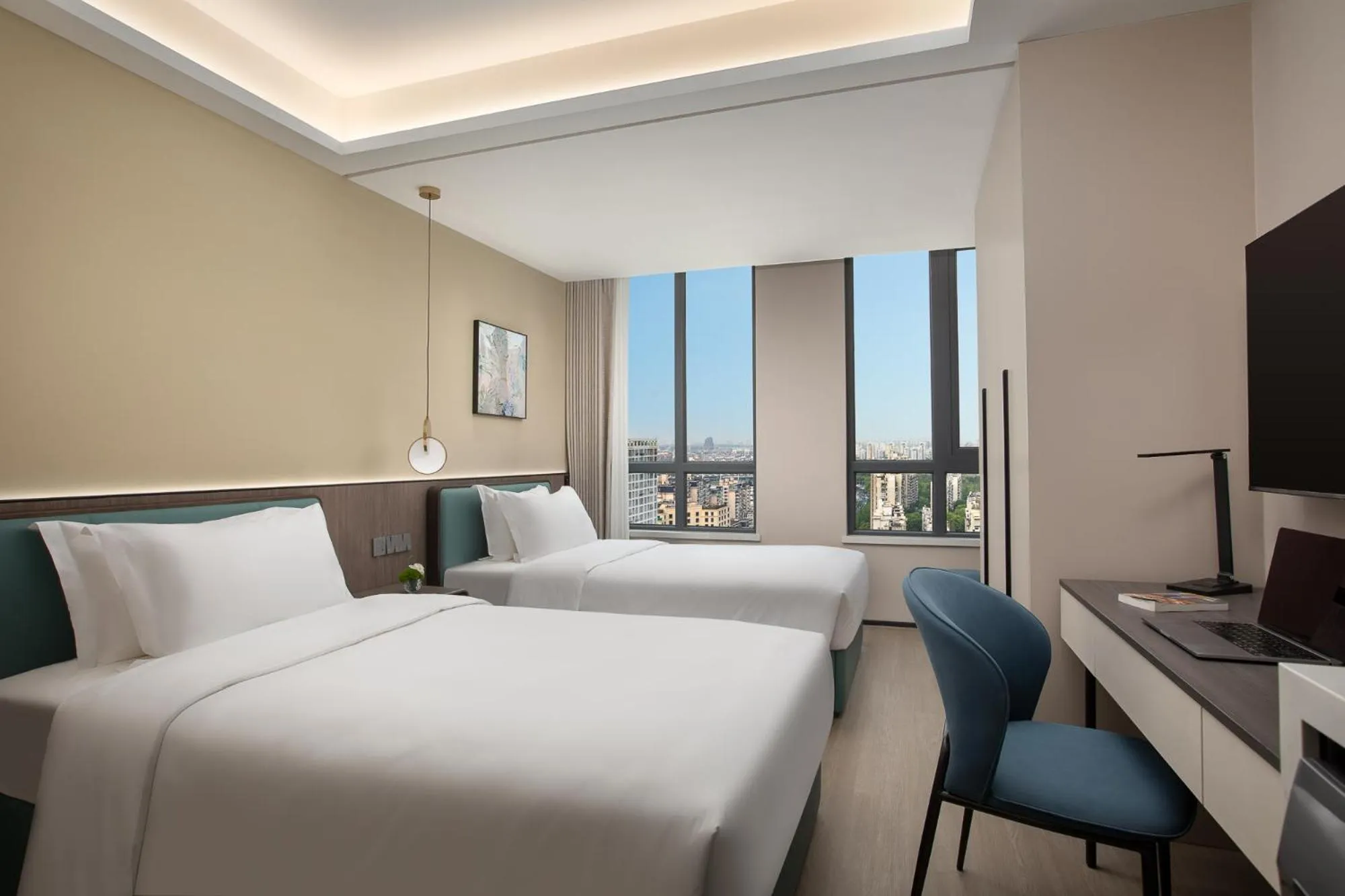 Photo of the whole room, Bed in Modena By Fraser Wujiaochang Shanghai