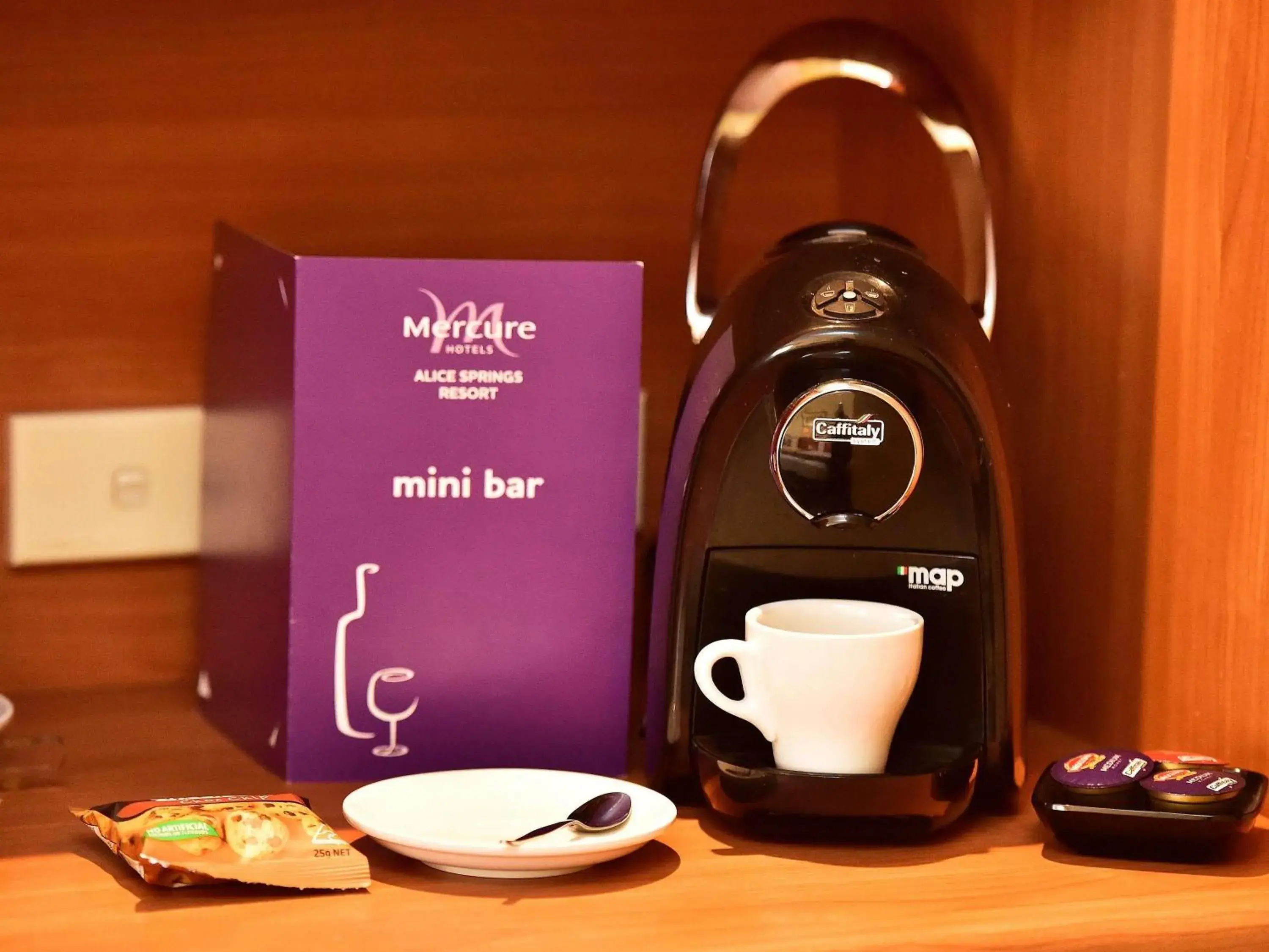 Bedroom in Mercure Alice Springs Resort Bedroom in Mercure Alice Springs Resort