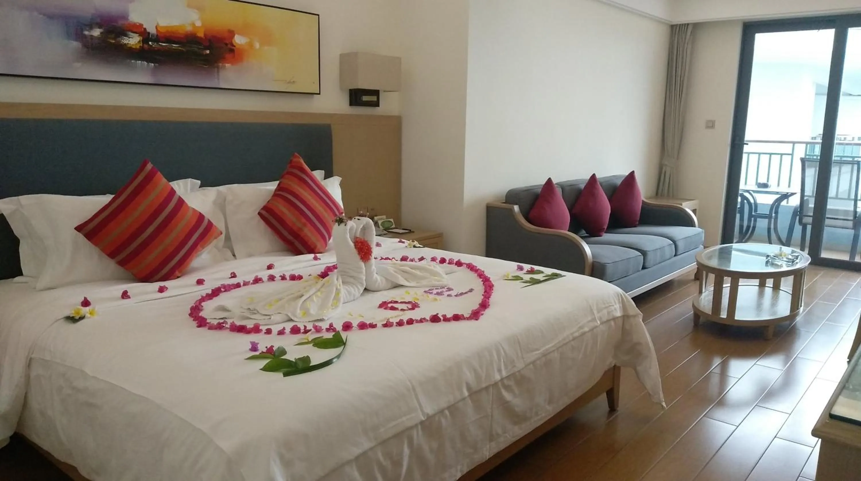 Bed in Tianze Beach Resort