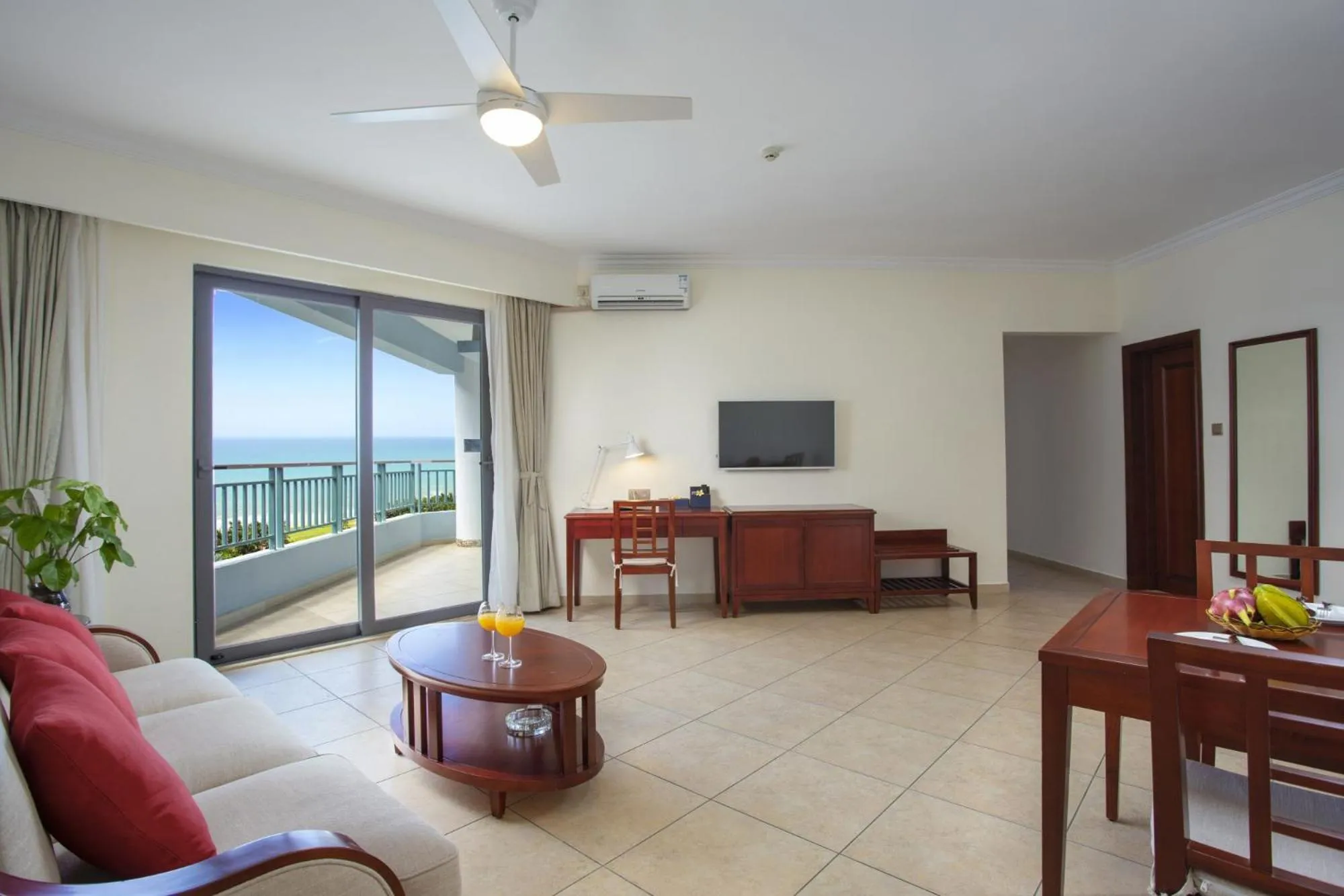 Balcony/Terrace in Tianze Beach Resort