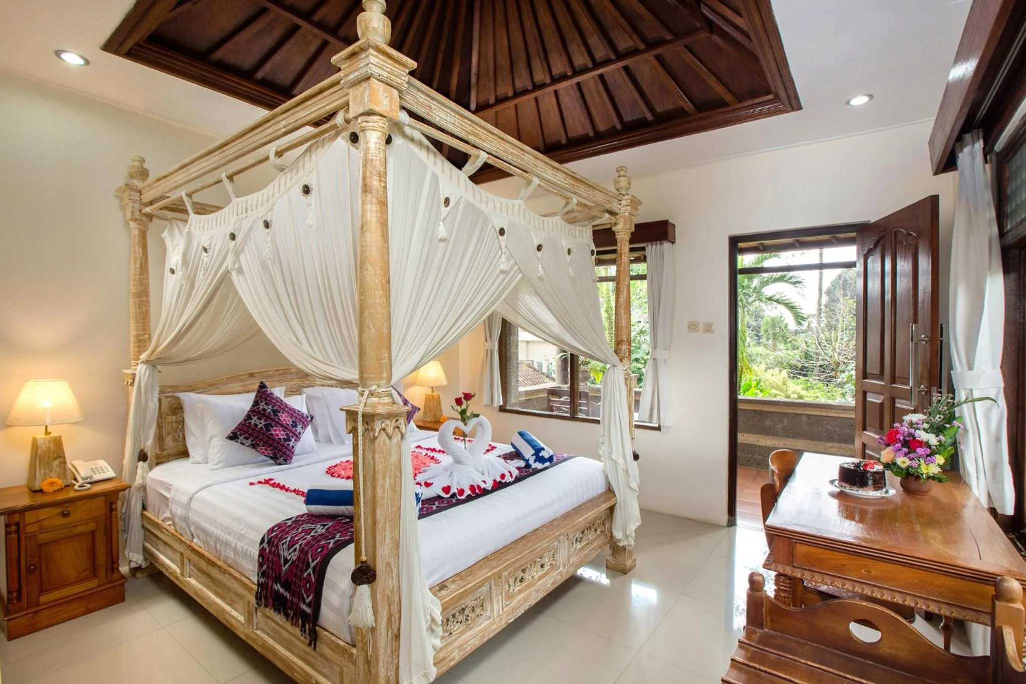 Bed in Alas Petulu Villa Resort and Spa