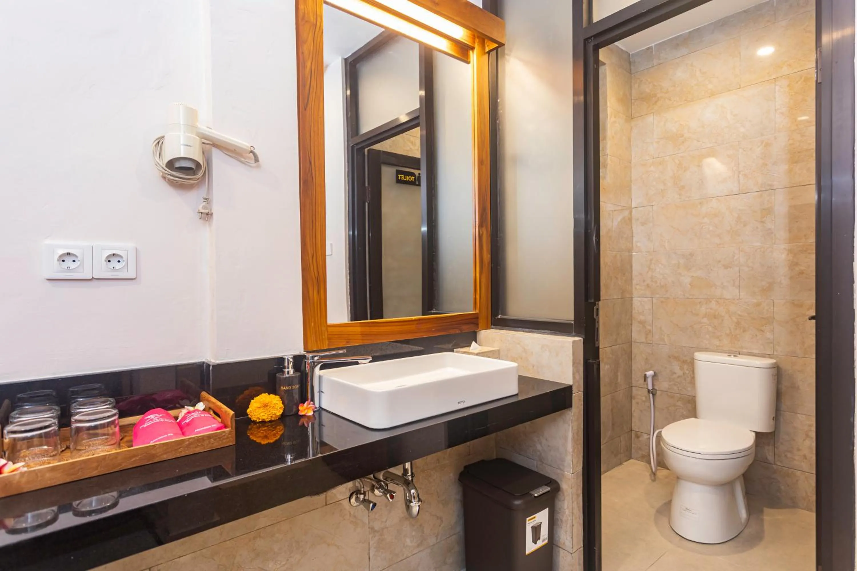 Toilet in Alas Petulu Villa Resort and Spa