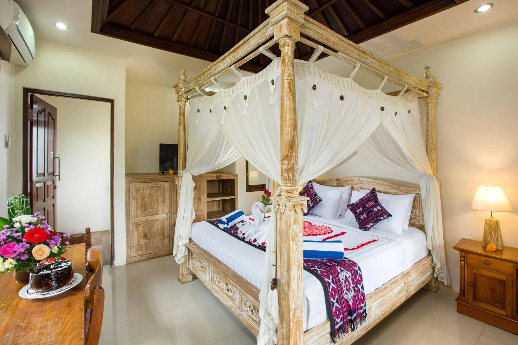 Bed in Alas Petulu Villa Resort and Spa