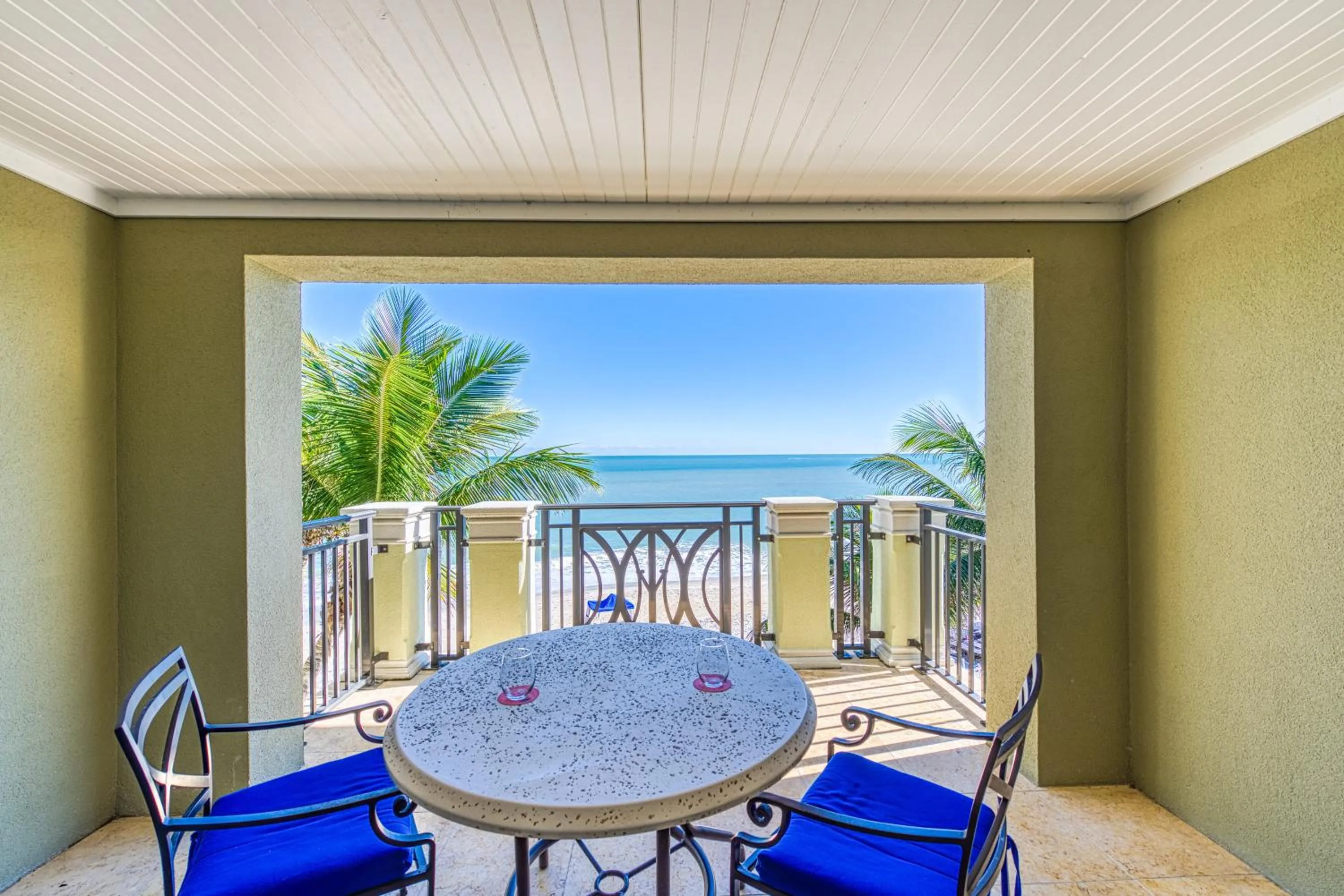 Photo of the whole room in Kimpton Vero Beach Hotel & Spa by IHG