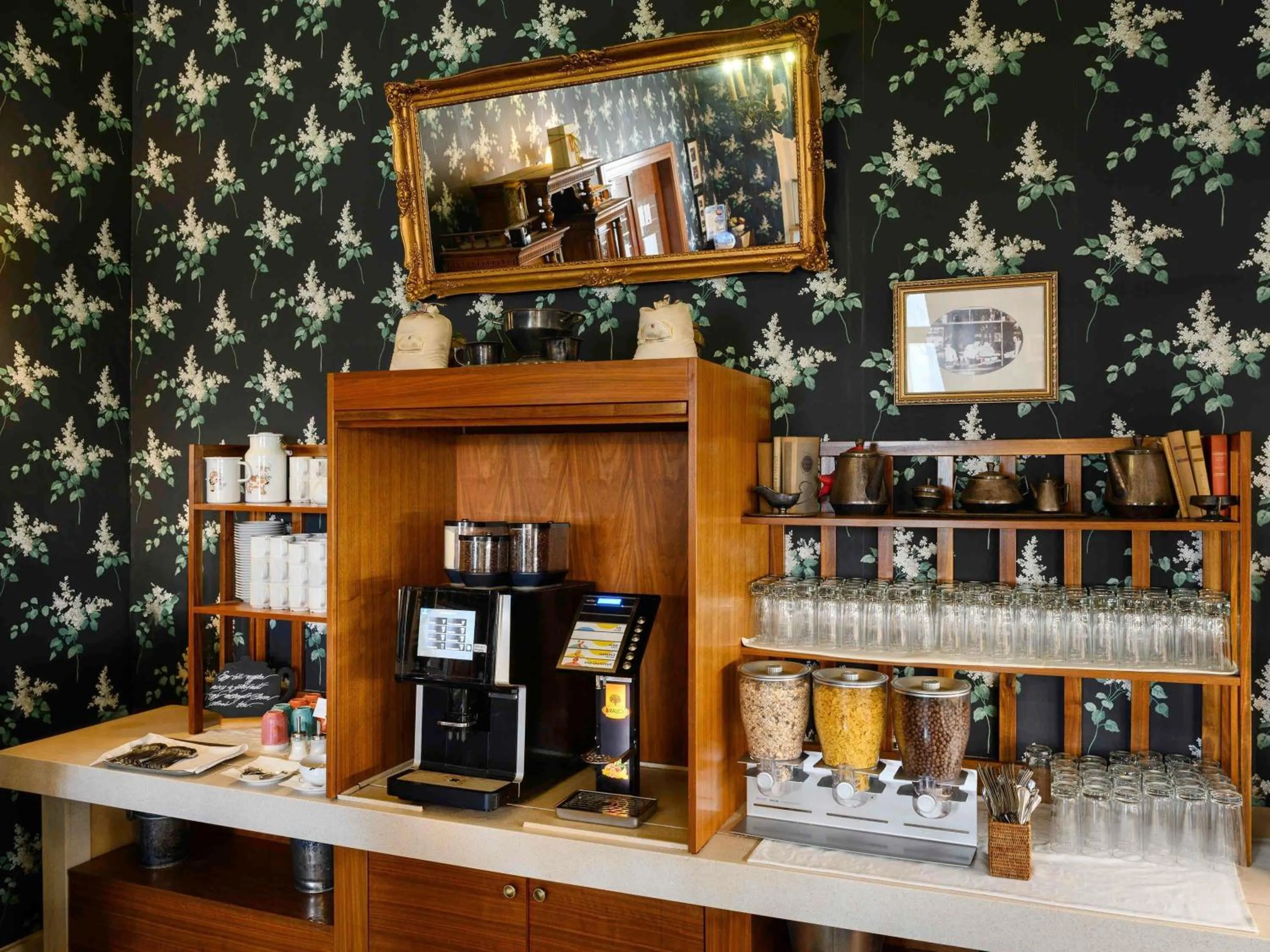 Breakfast in Mercure Szekesfehervar Magyar Kiraly