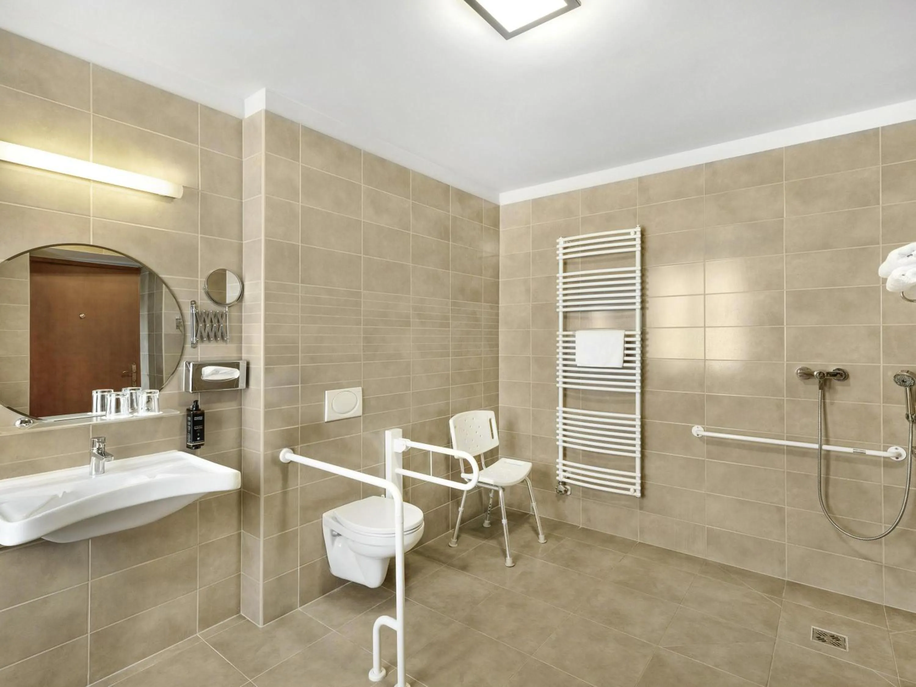 Bedroom in Mercure Szekesfehervar Magyar Kiraly