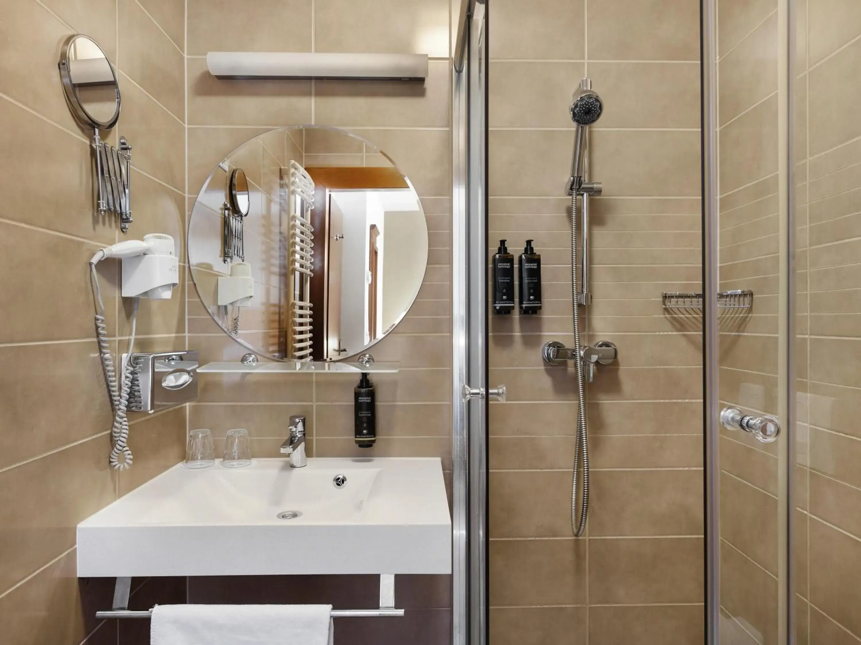 Bedroom in Mercure Szekesfehervar Magyar Kiraly Bedroom in Mercure Szekesfehervar Magyar Kiraly