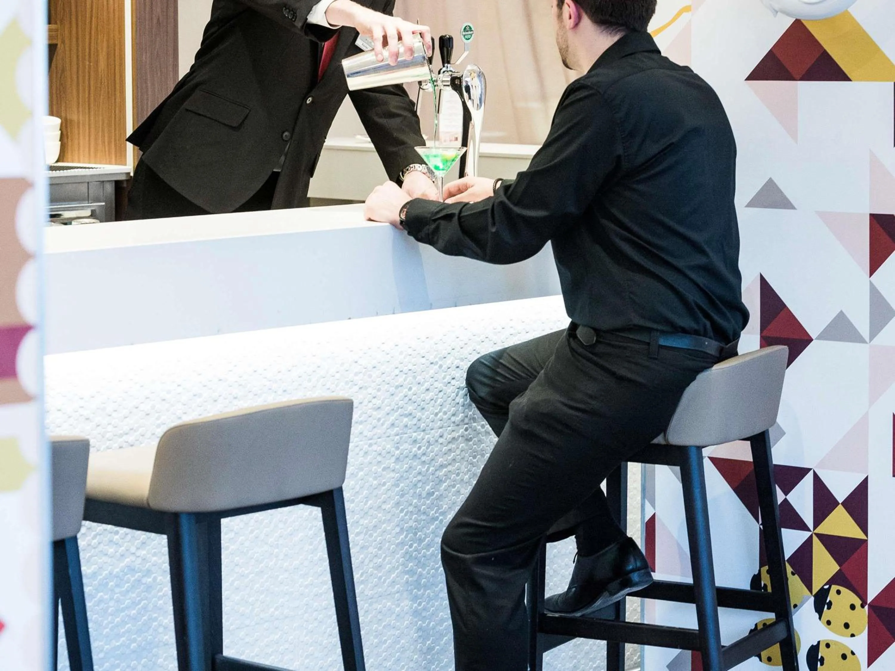 Lounge or bar in Mercure Szekesfehervar Magyar Kiraly