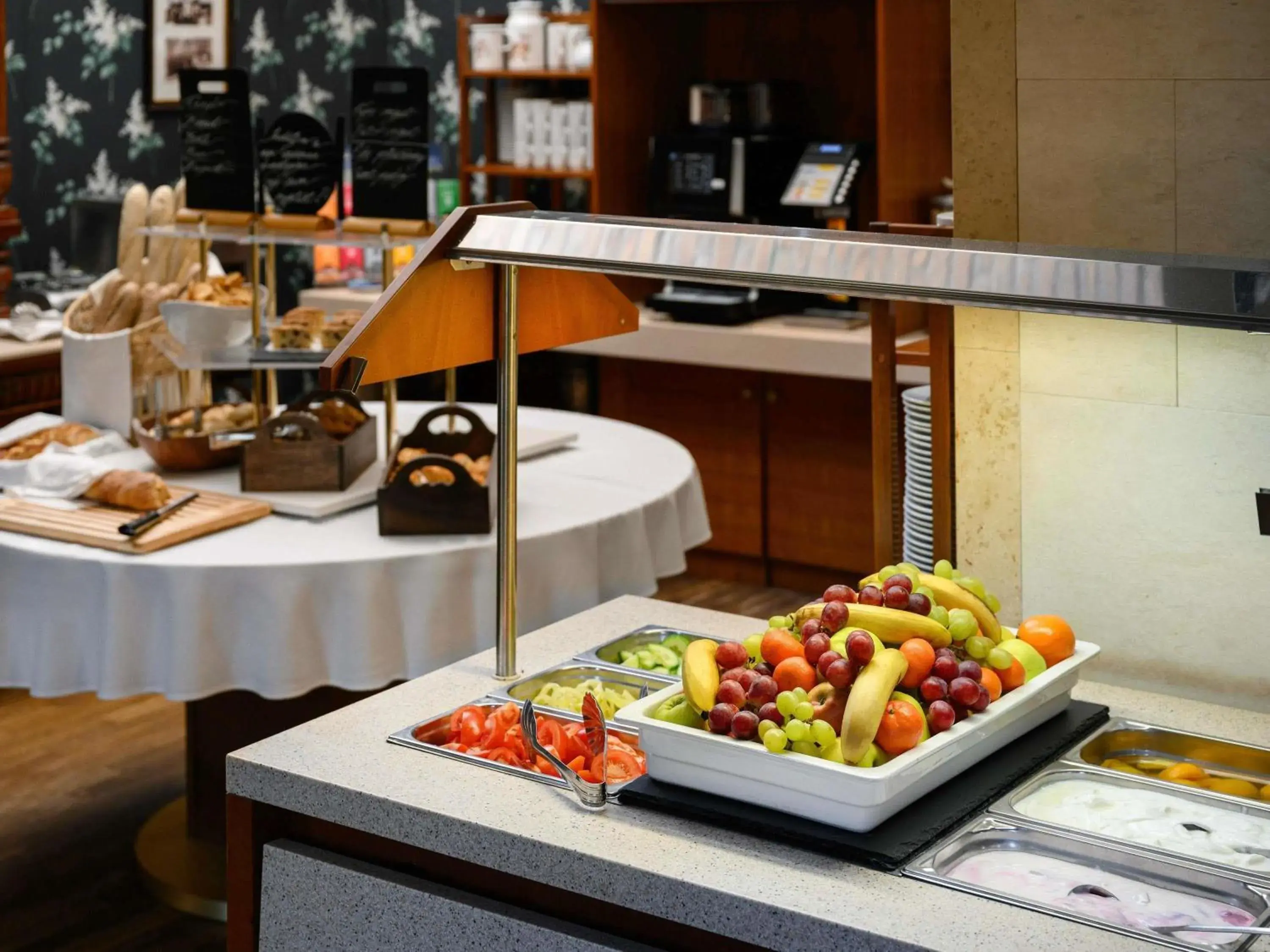 Breakfast in Mercure Szekesfehervar Magyar Kiraly Breakfast in Mercure Szekesfehervar Magyar Kiraly