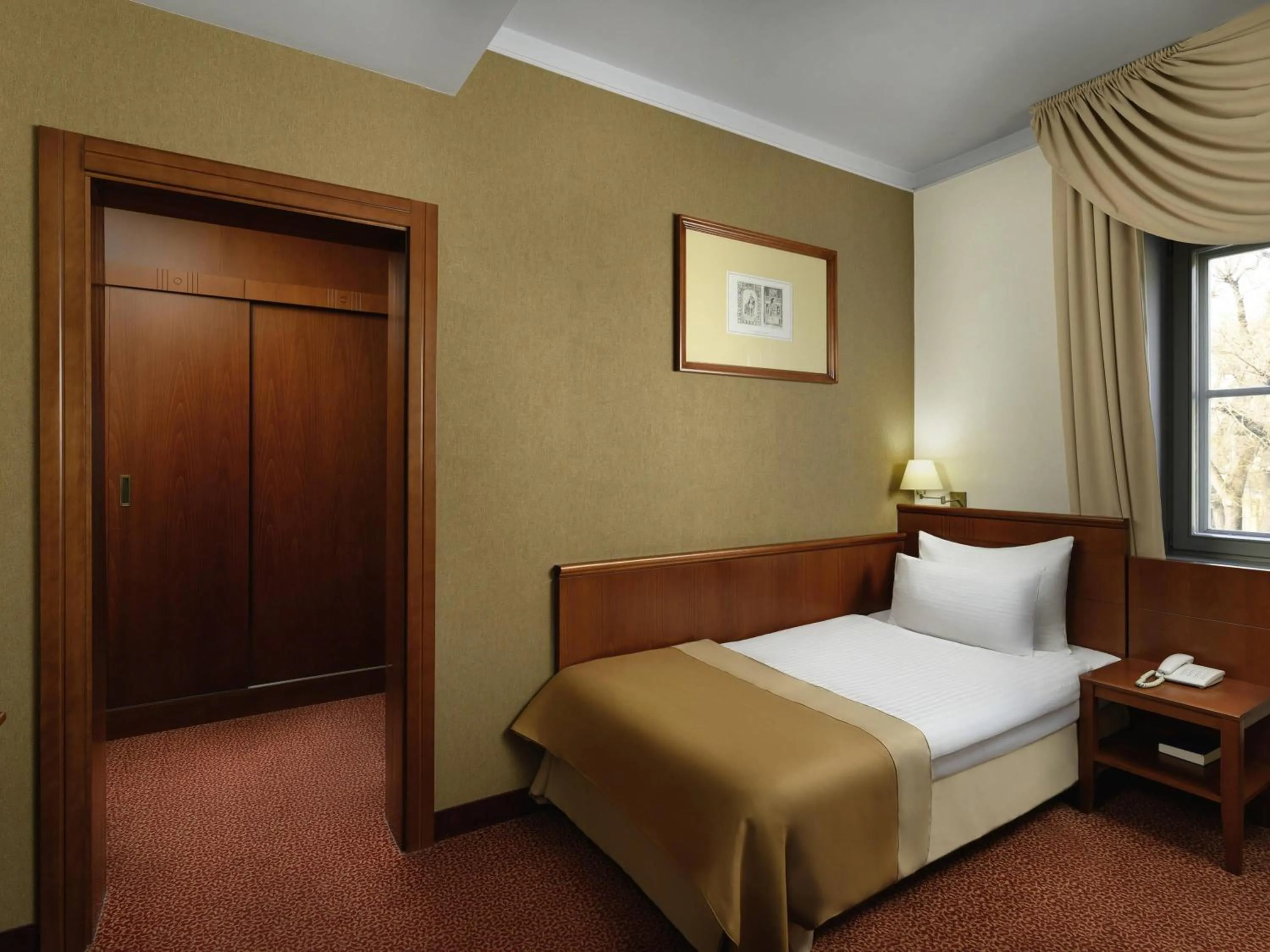 Bedroom, Bed in Mercure Szekesfehervar Magyar Kiraly