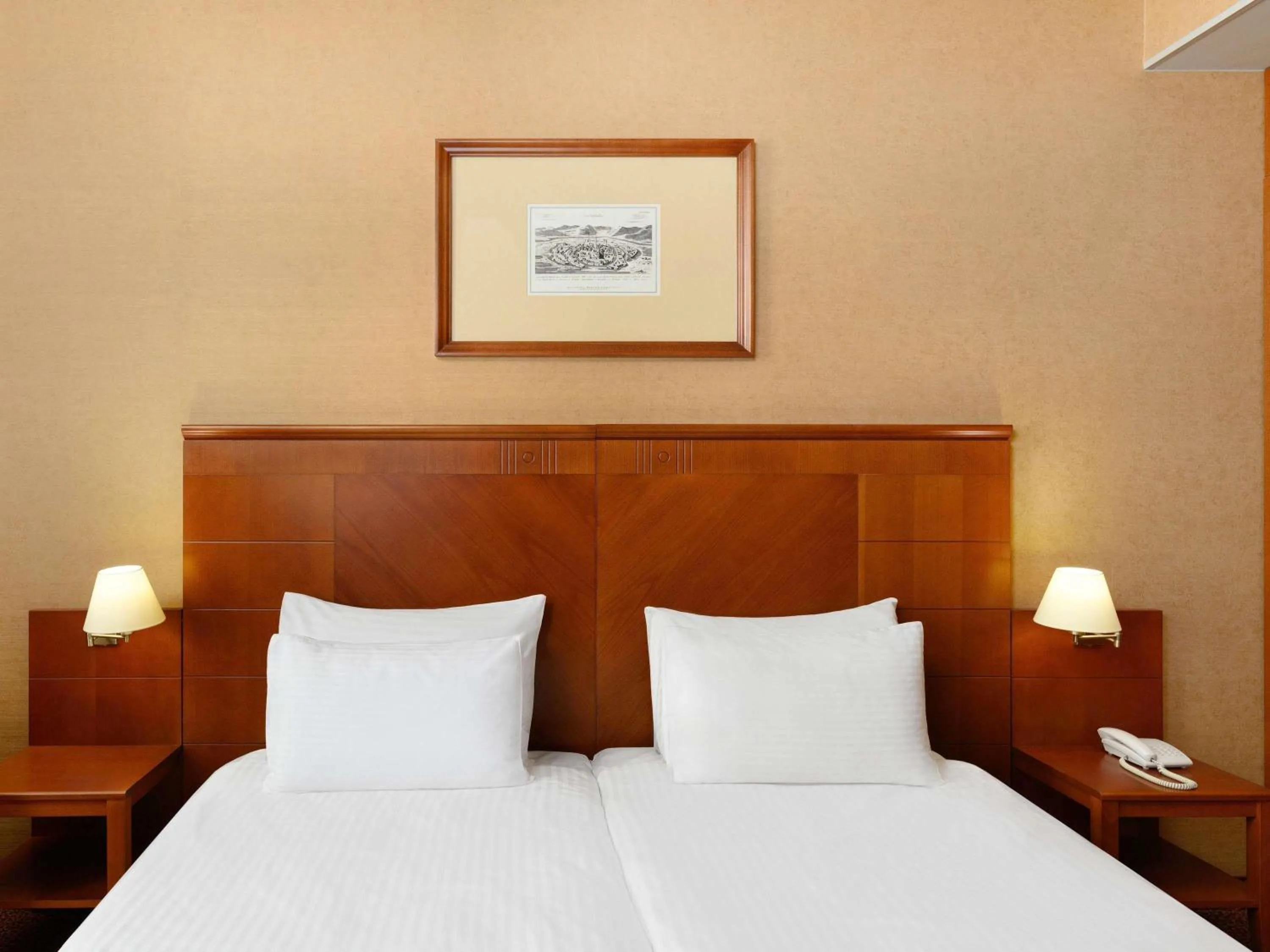 Bedroom, Bed in Mercure Szekesfehervar Magyar Kiraly