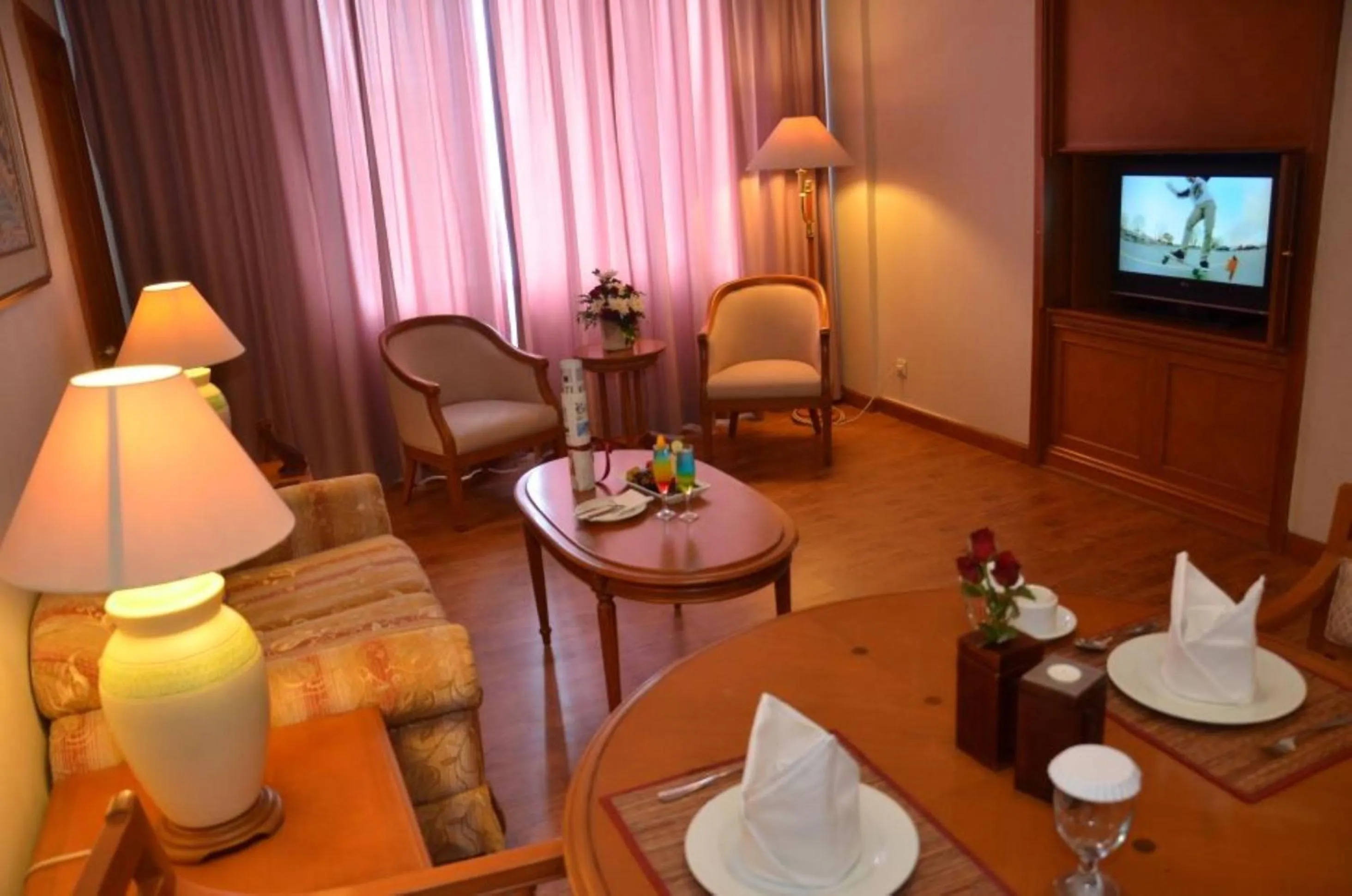 Communal lounge/ TV room in Hotel Sahid Jaya Solo