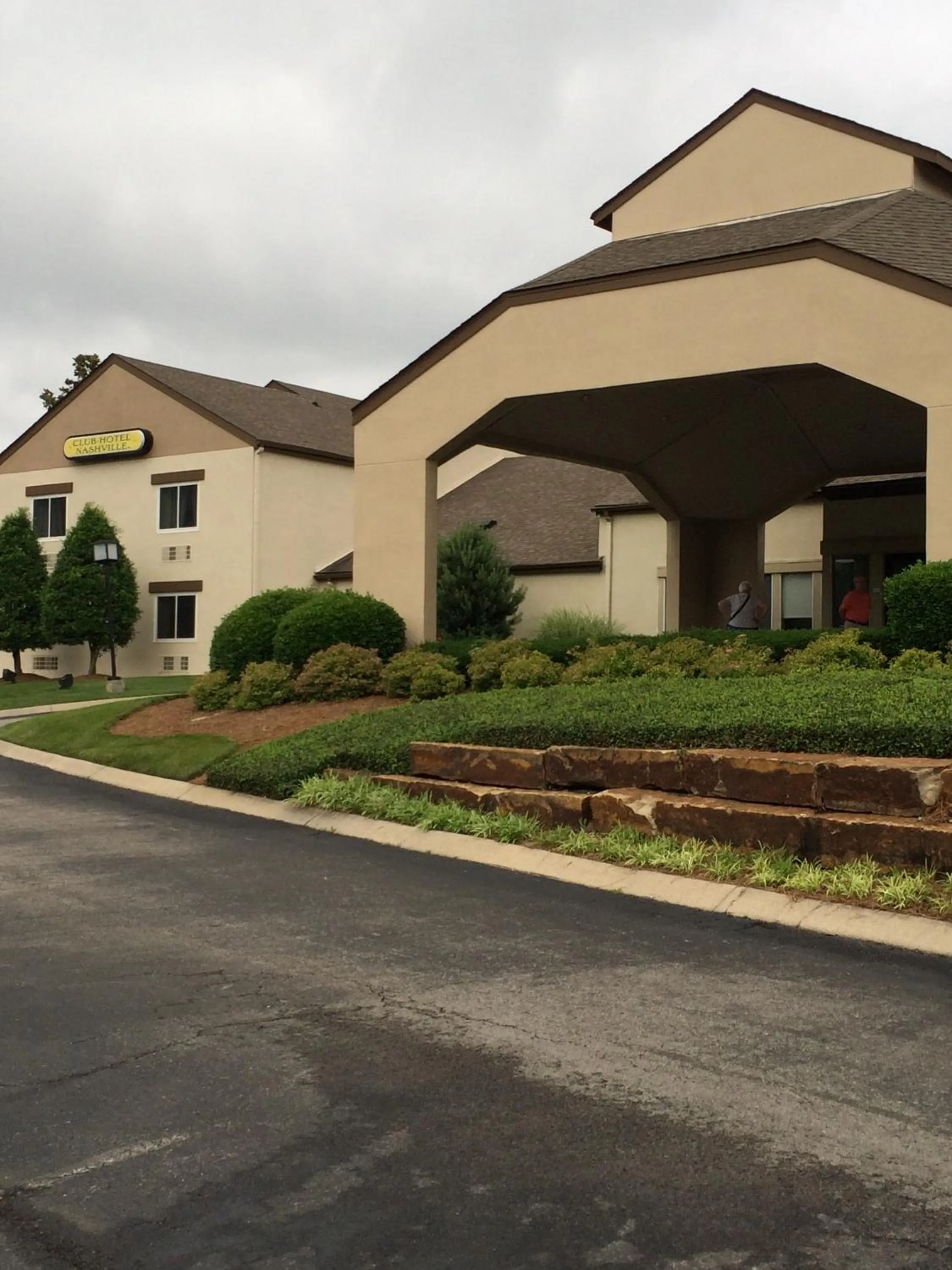 Facade/entrance in Club Hotel Nashville Inn & Suites