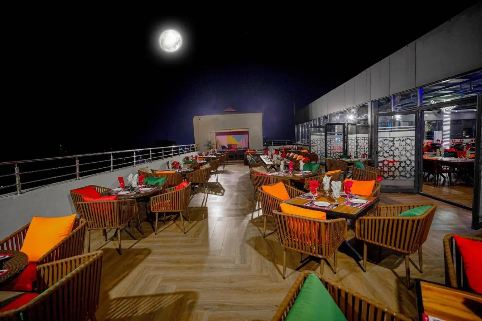 Restaurant/places to eat in Ramada by Wyndham Islamabad Restaurant/places to eat in Ramada by Wyndham Islamabad