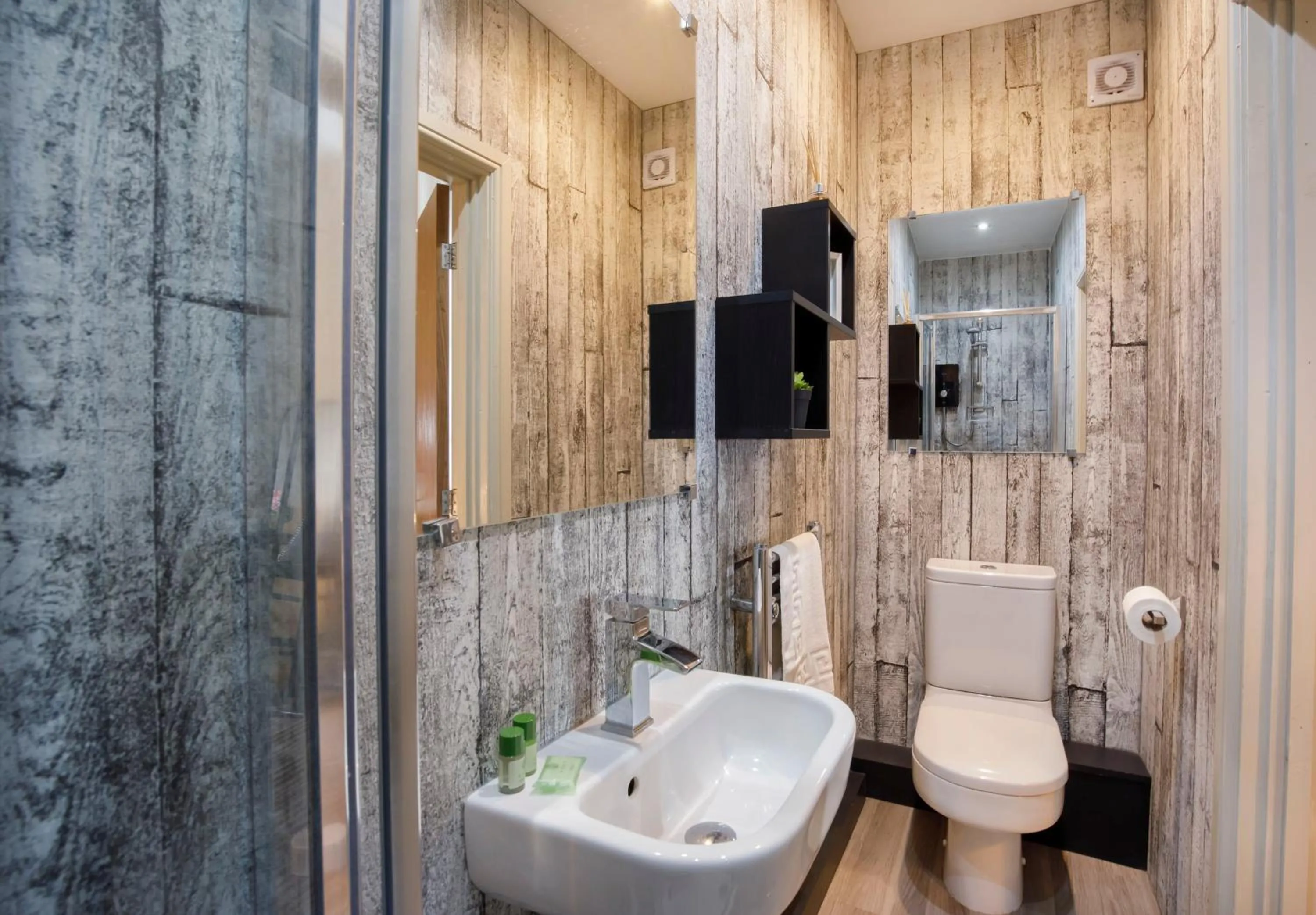 Bathroom in Clearly Apartments Bootham York