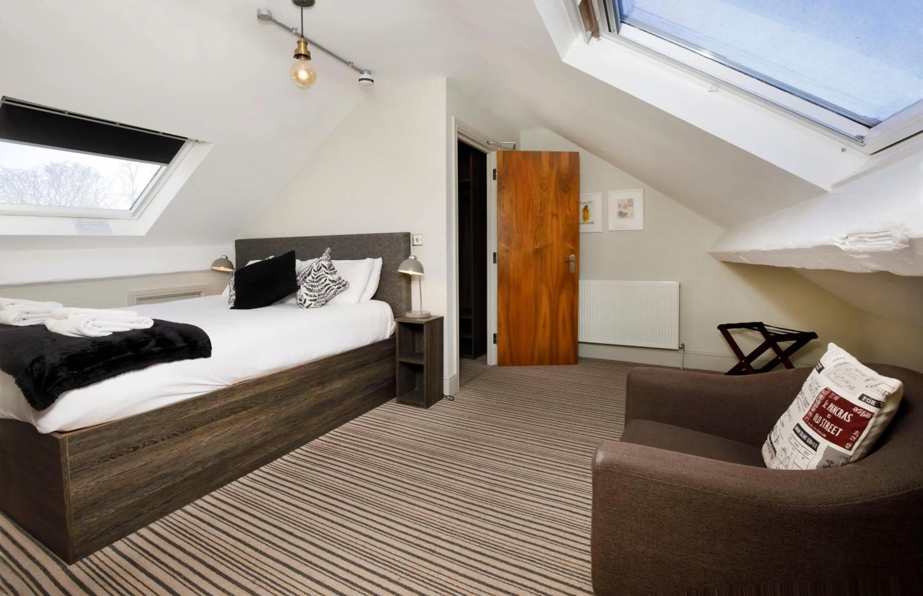 Bedroom, Bed in Clearly Apartments Bootham York