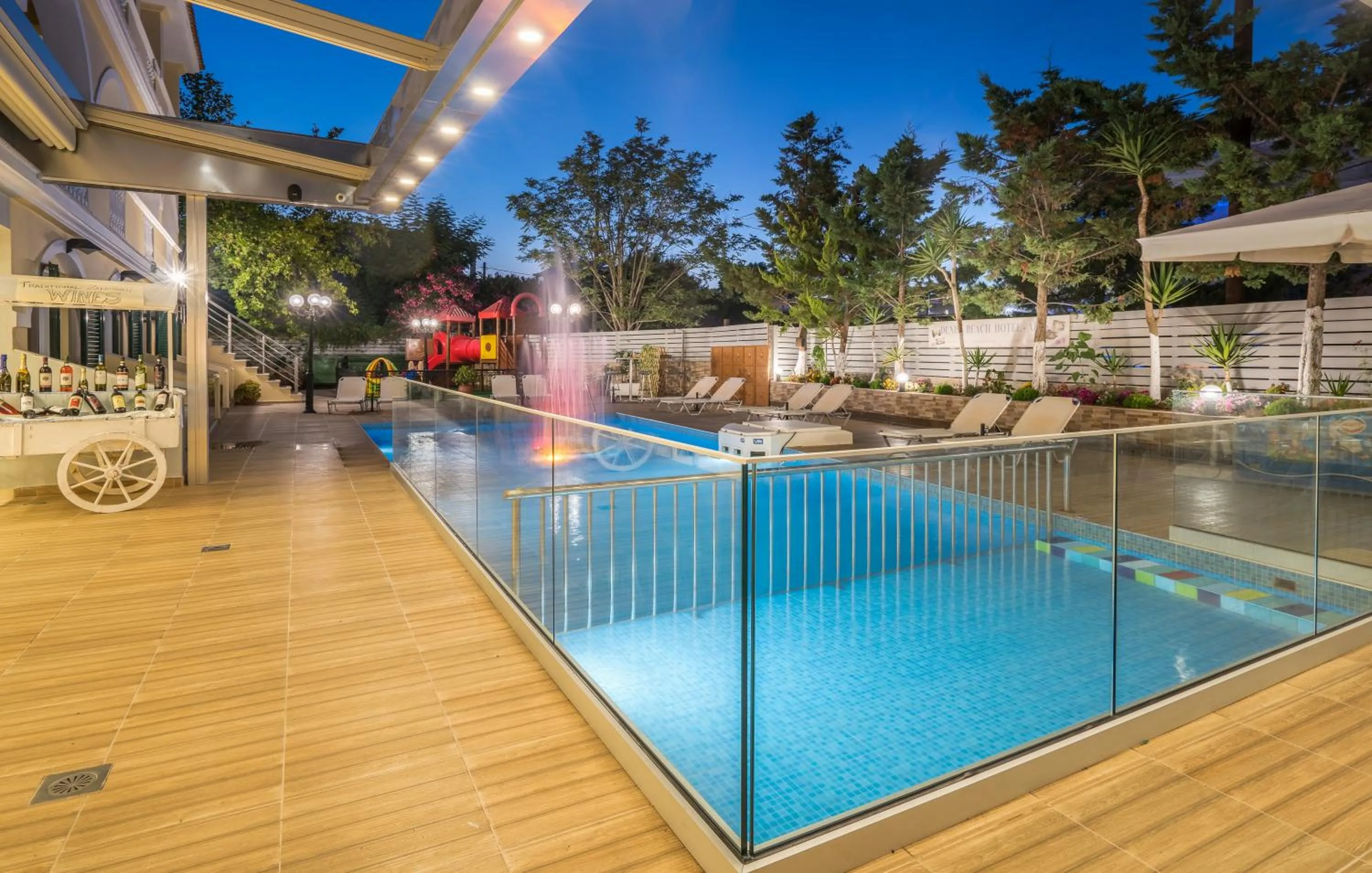 Swimming pool in Denise Beach Hotel