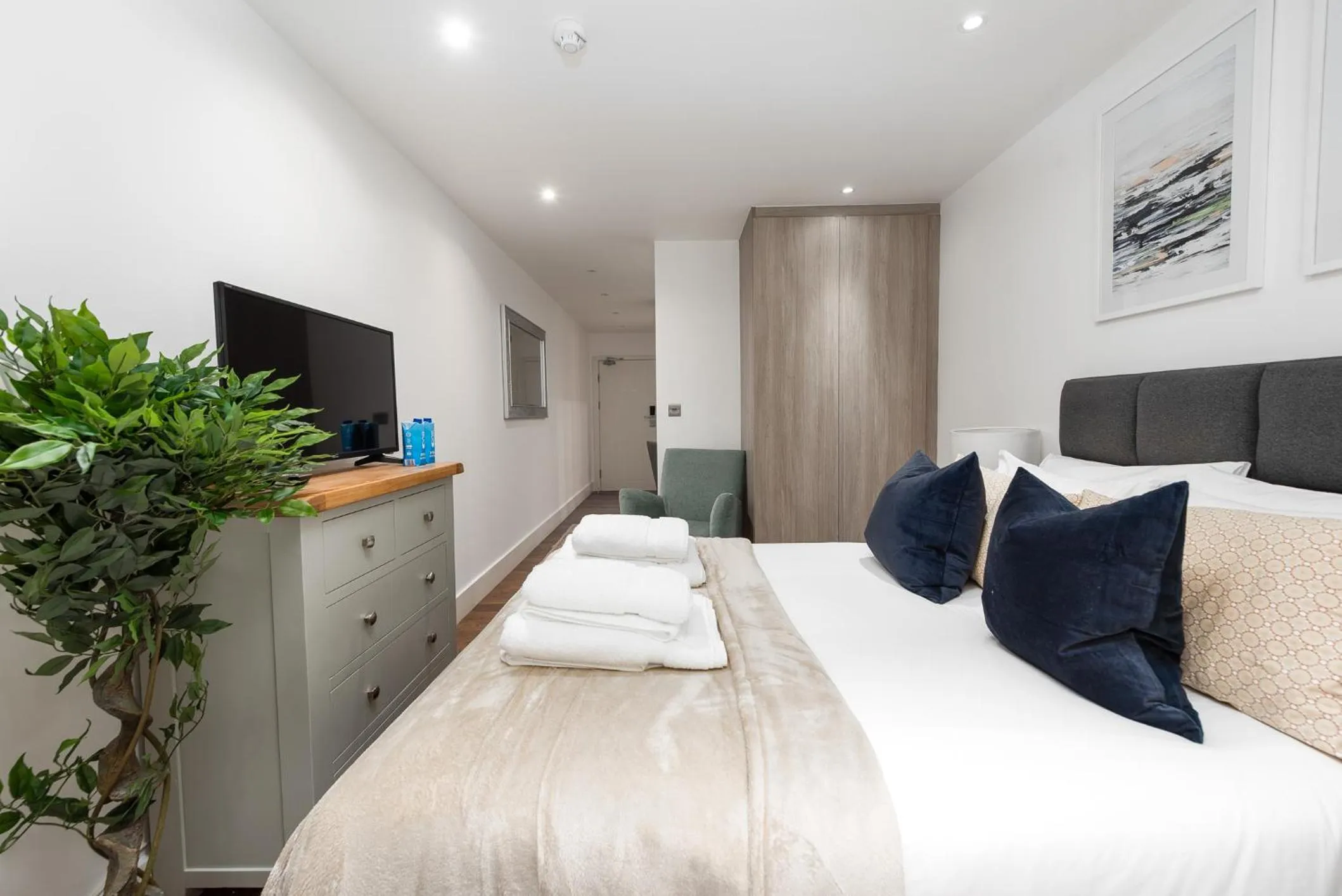 Bayswater by CAPITAL