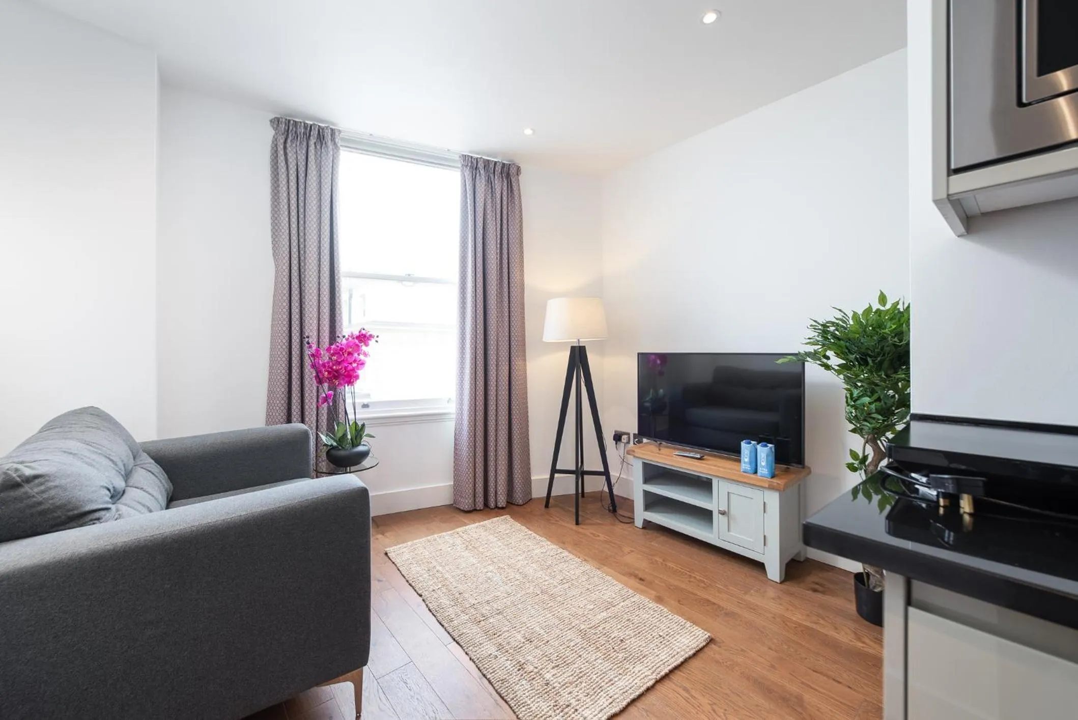 Bayswater by CAPITAL