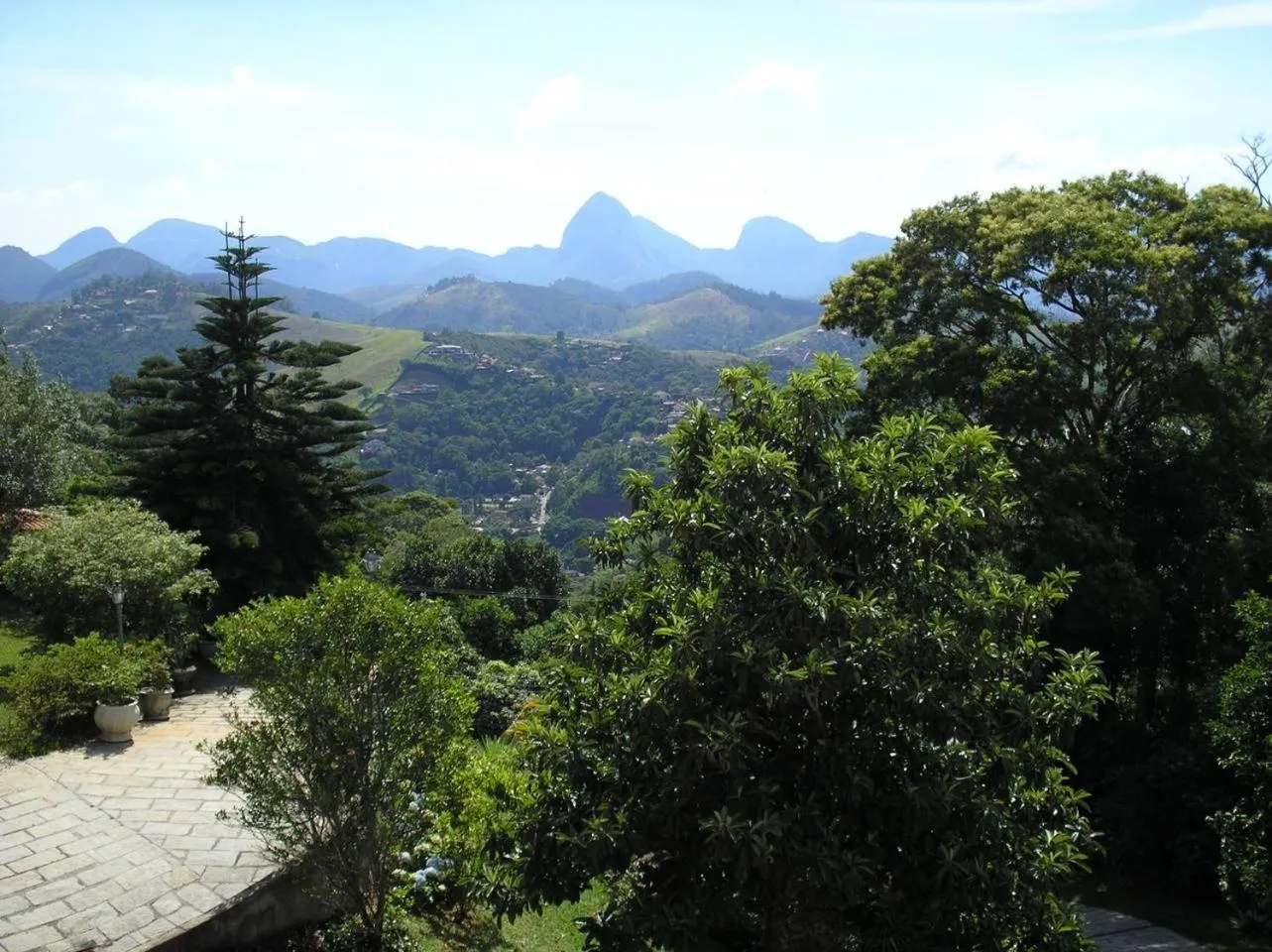 Suites em meio a Mata Atlântica