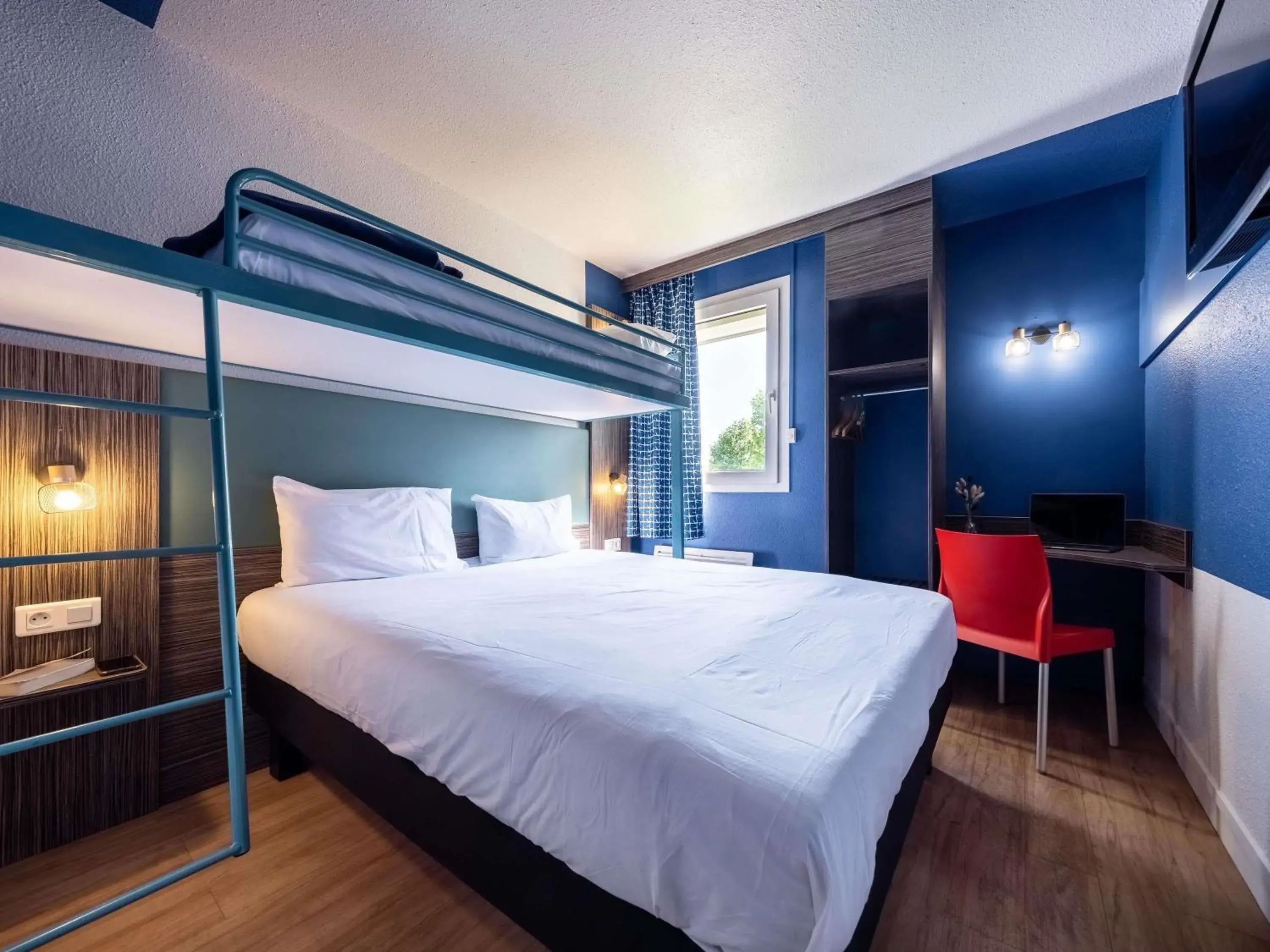 Bedroom, Bed in greet Chartres Est Bedroom, Bed in greet Chartres Est