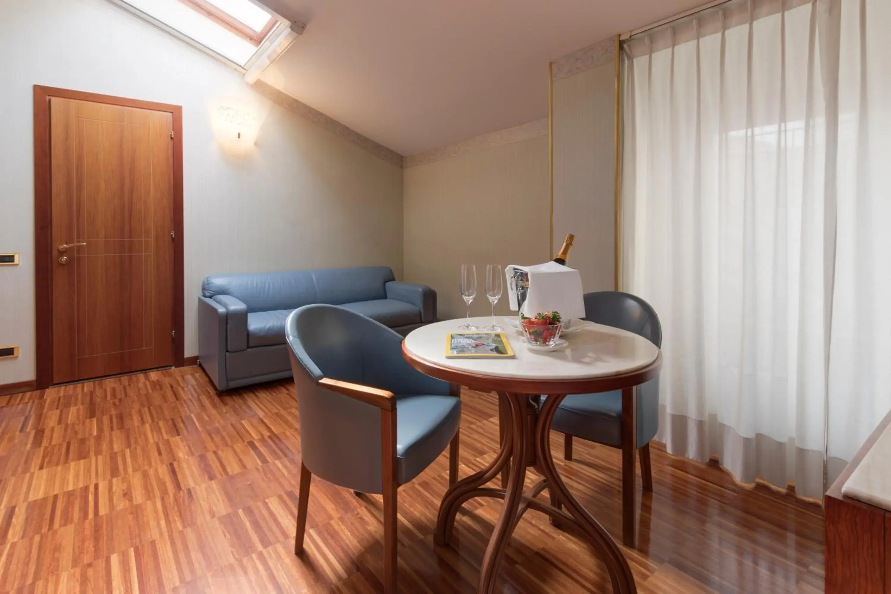 Living room in Palace Hotel Living room in Palace Hotel