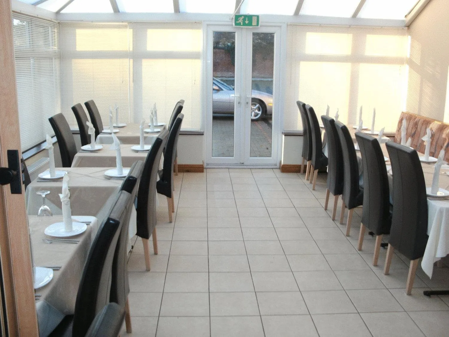 Restaurant/Places to Eat in Heritage Hotel