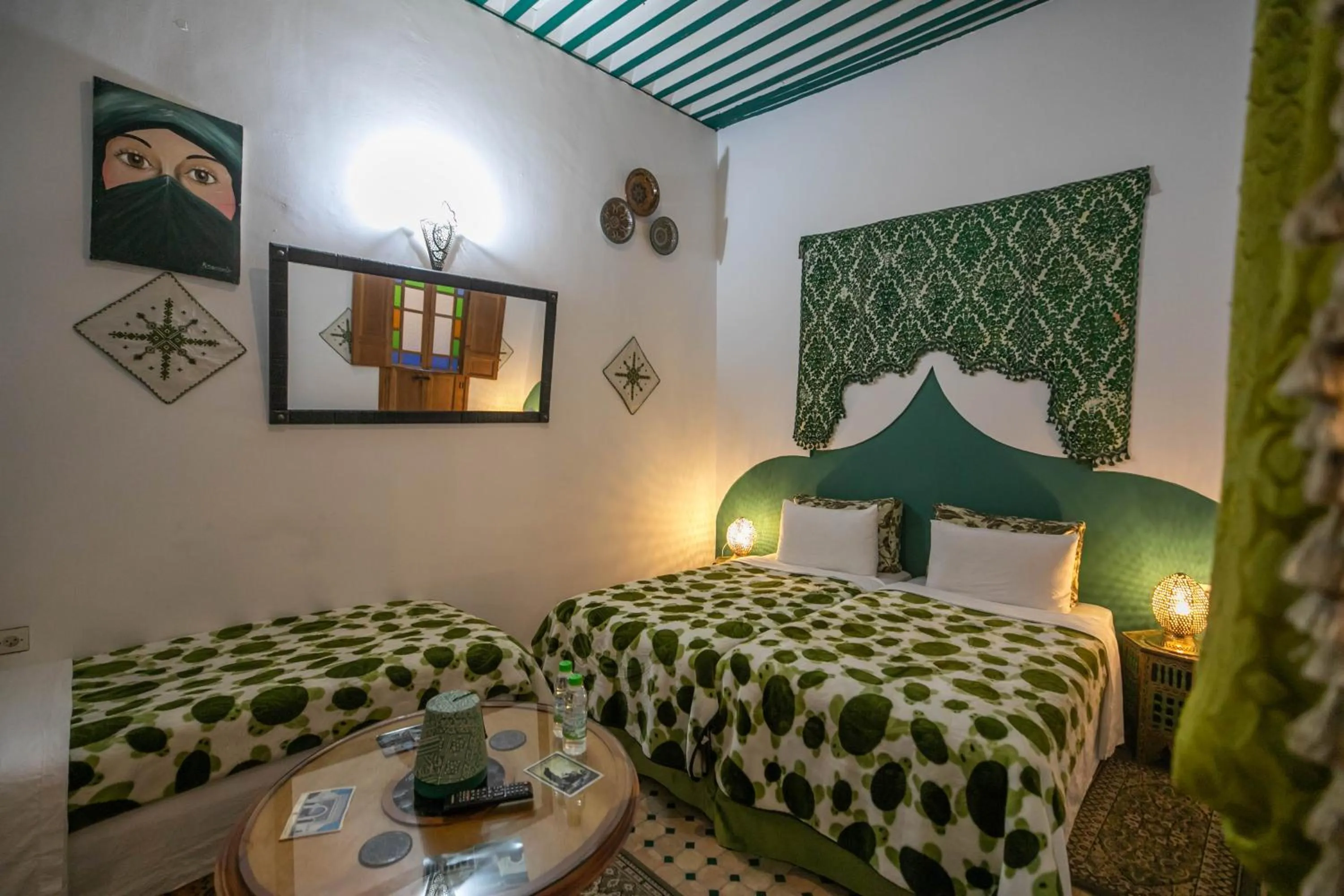 Bed in Riad Les Idrissides Chez LEA