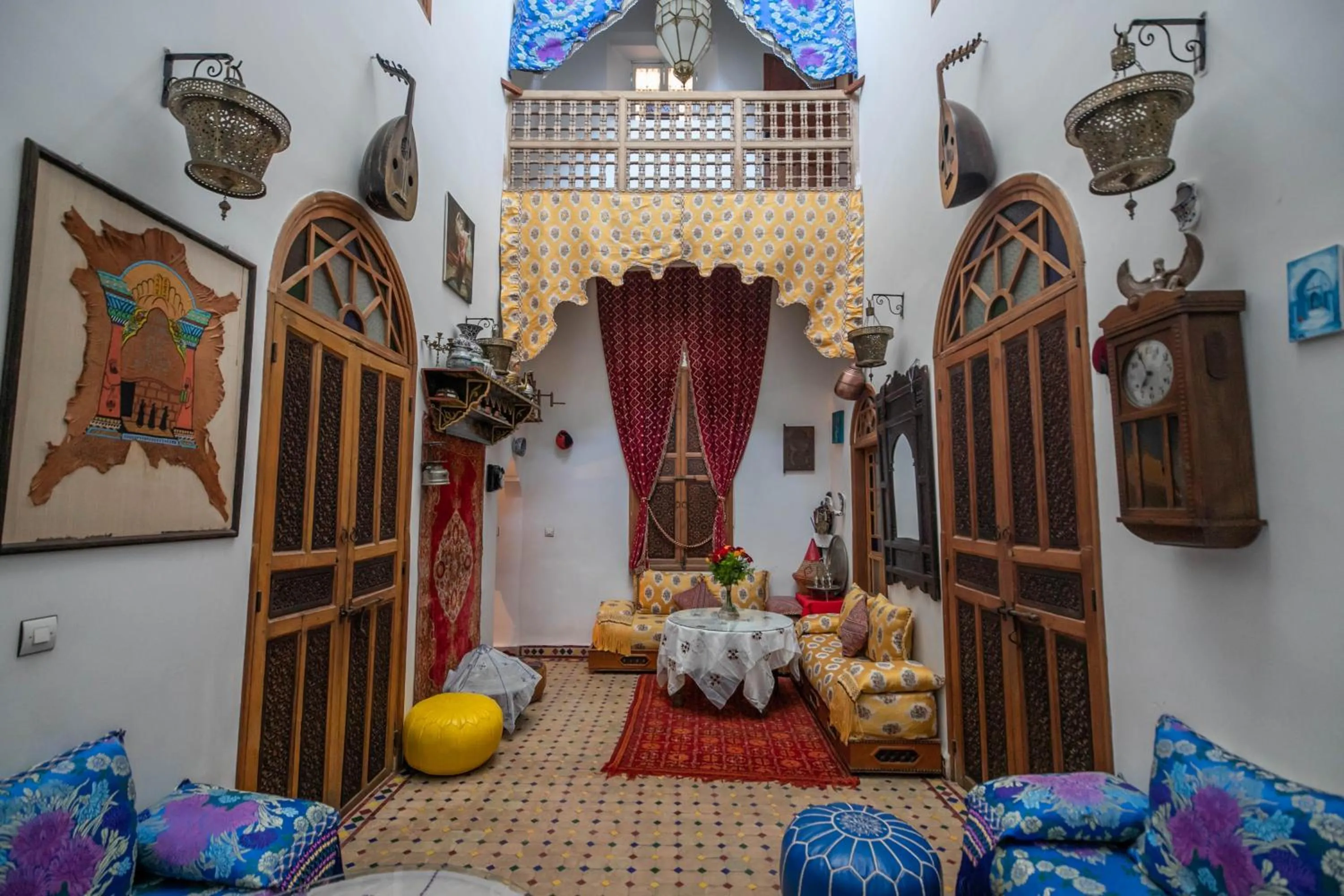 Living room, Bed in Riad Les Idrissides Chez LEA