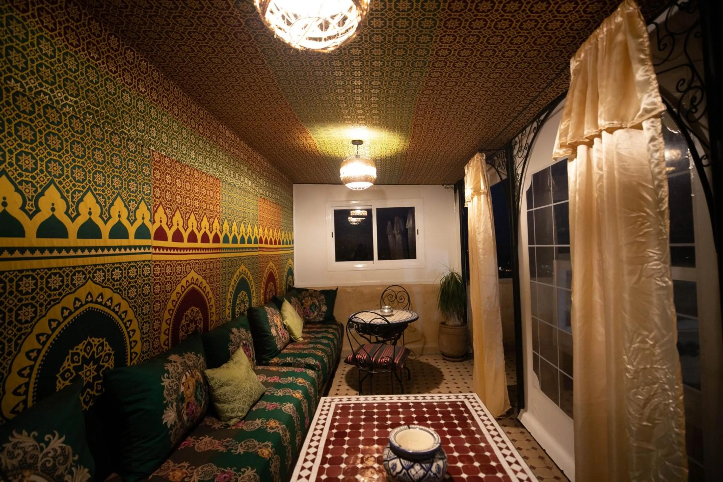 Balcony/Terrace in Riad Les Idrissides Chez LEA
