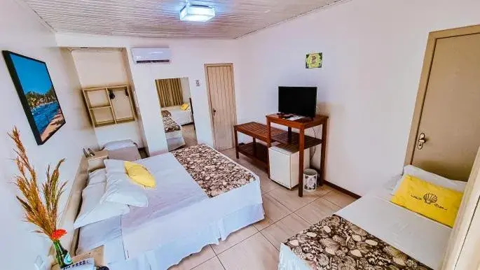 Standard Quadruple Room in Pousada Portal da Concha Standard Quadruple Room in Pousada Portal da Concha