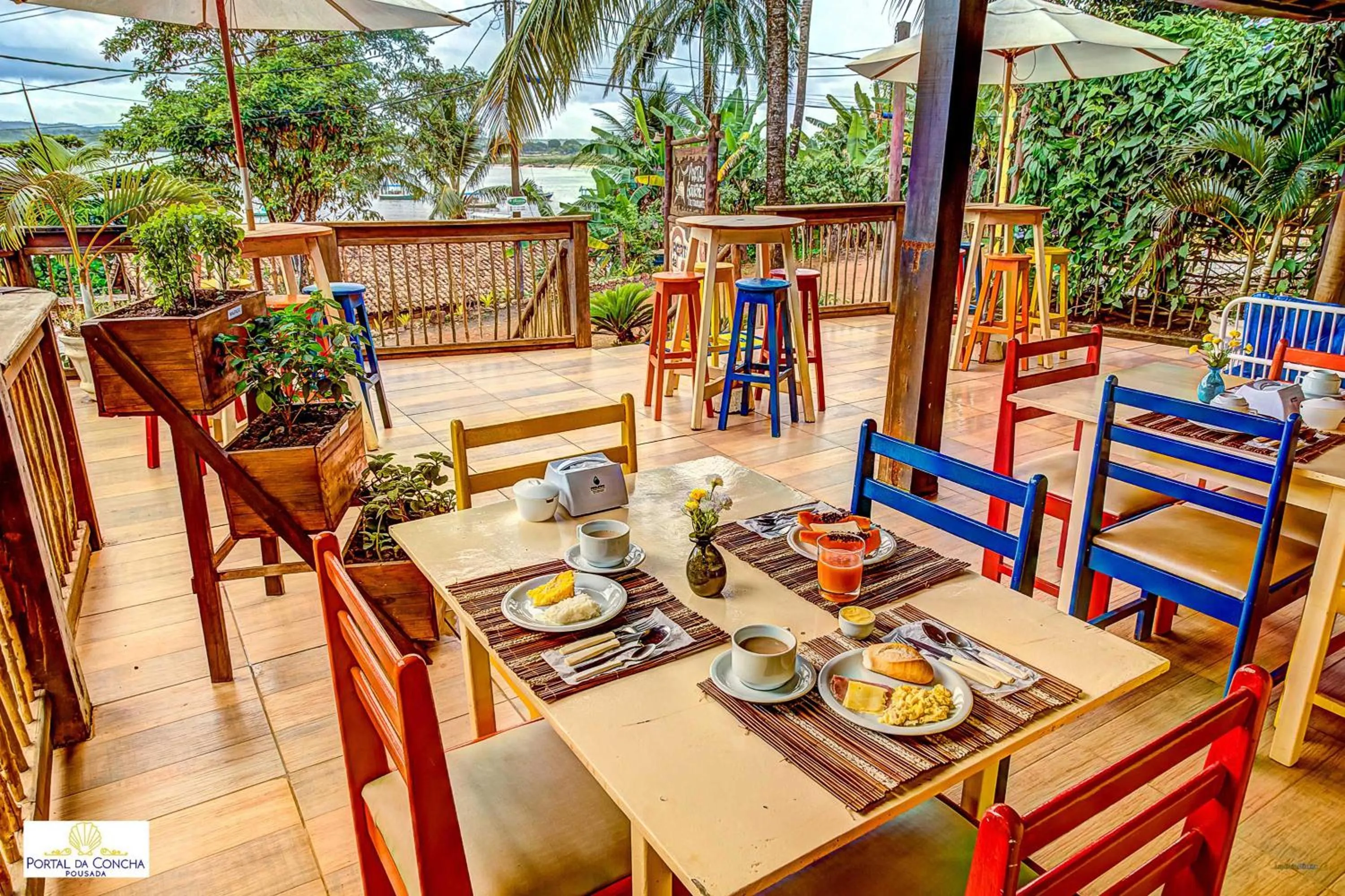 Dining area in Pousada Portal da Concha