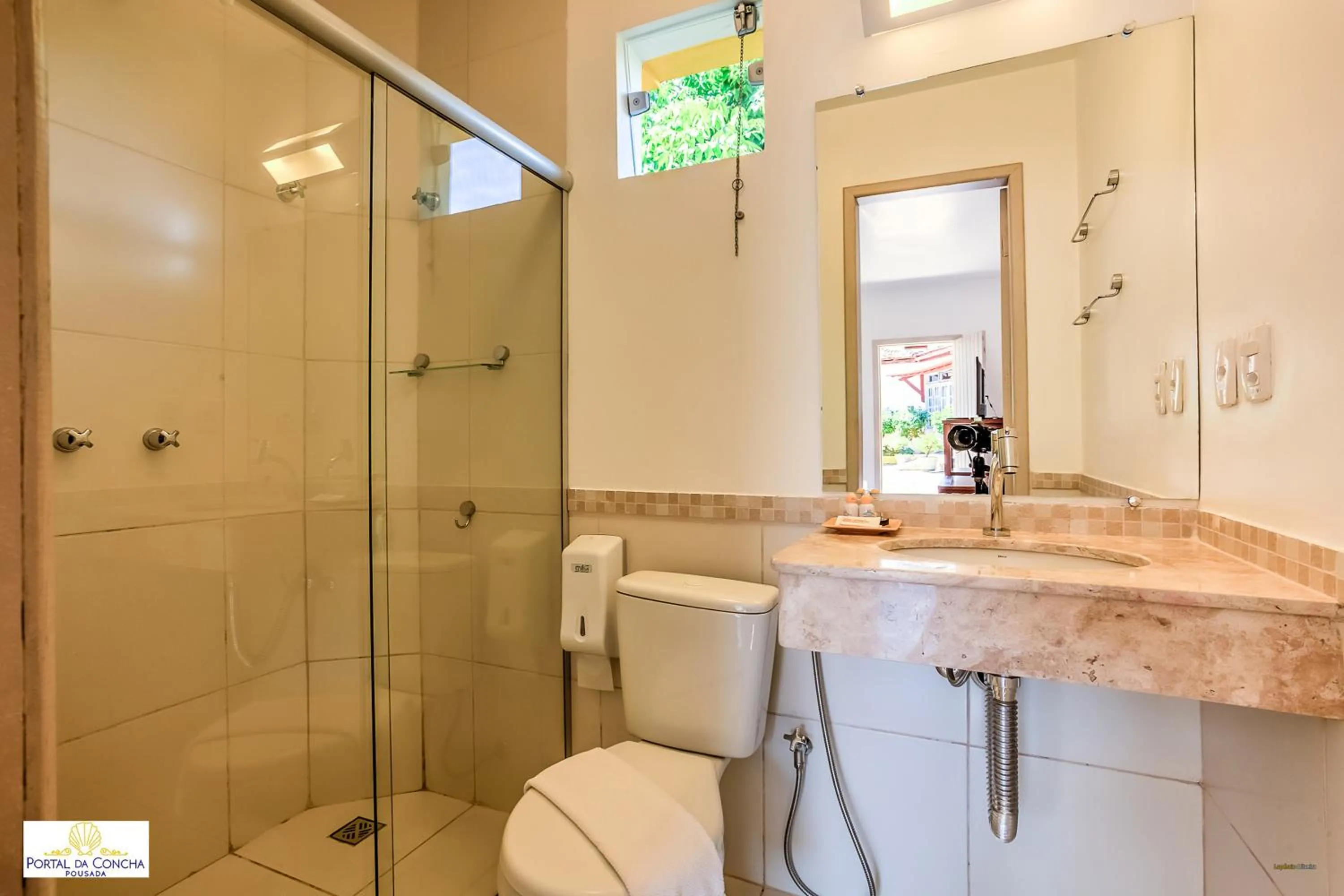 Shower in Pousada Portal da Concha
