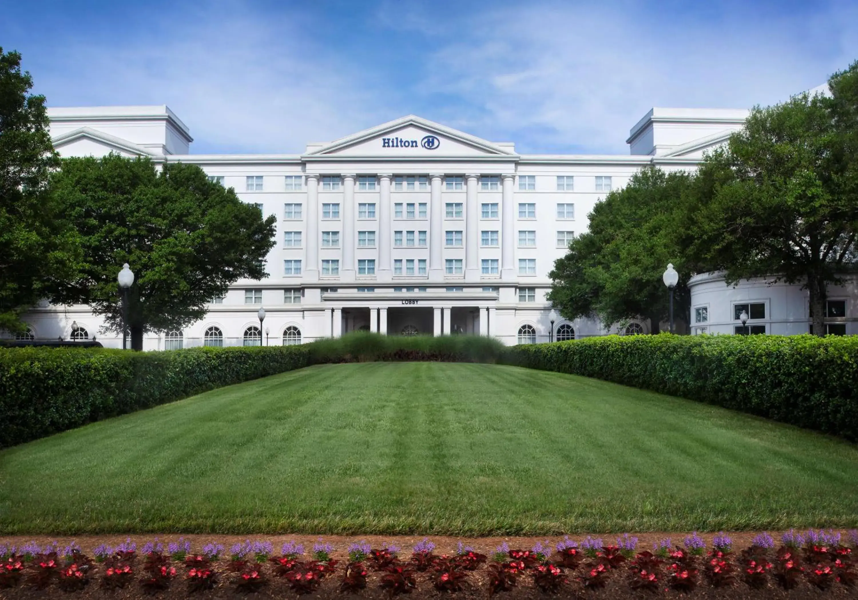 Property building in Hilton Atlanta/Marietta Hotel & Conference Center Property building in Hilton Atlanta/Marietta Hotel & Conference Center