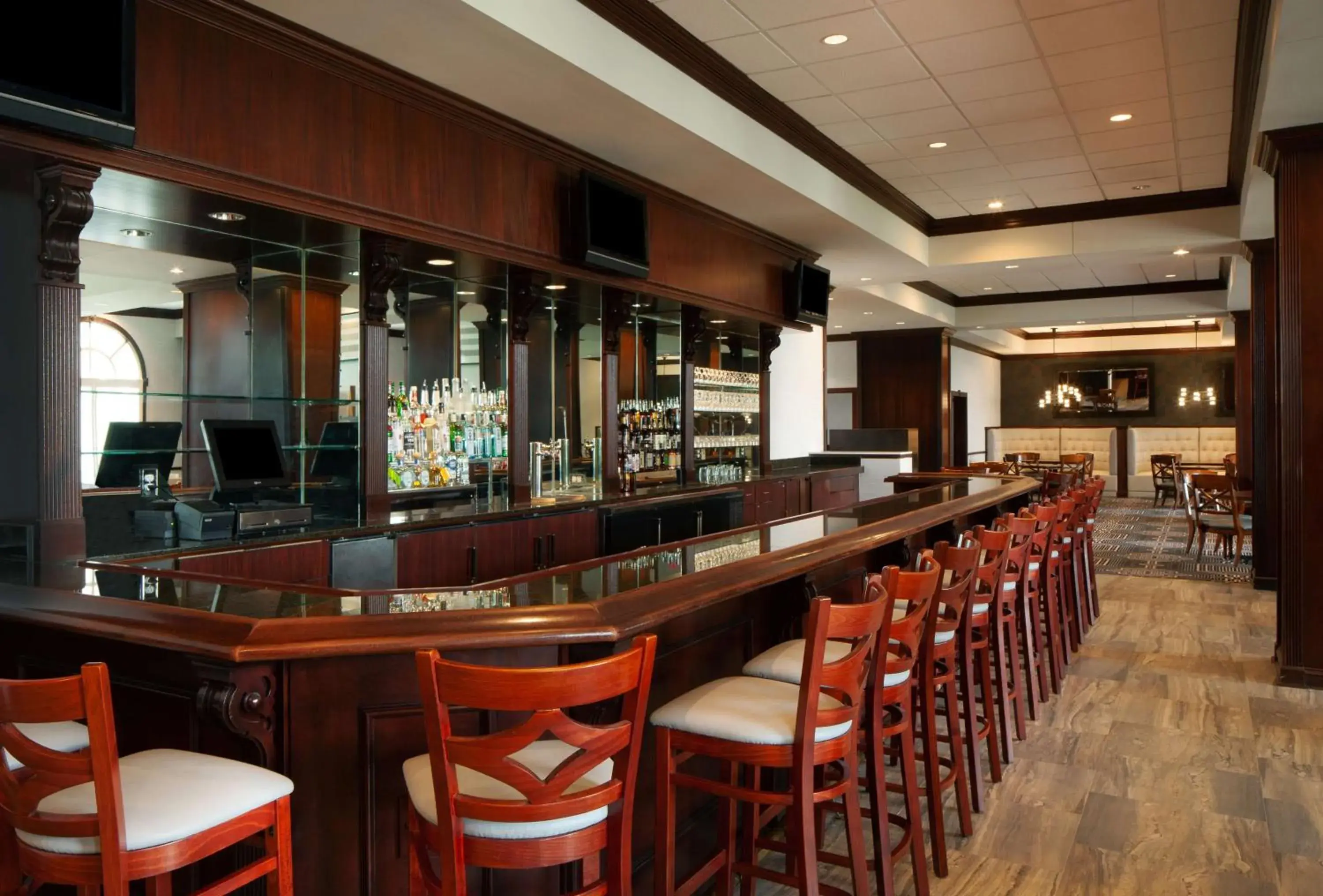 Lounge or bar in Hilton Atlanta/Marietta Hotel & Conference Center Lounge or bar in Hilton Atlanta/Marietta Hotel & Conference Center