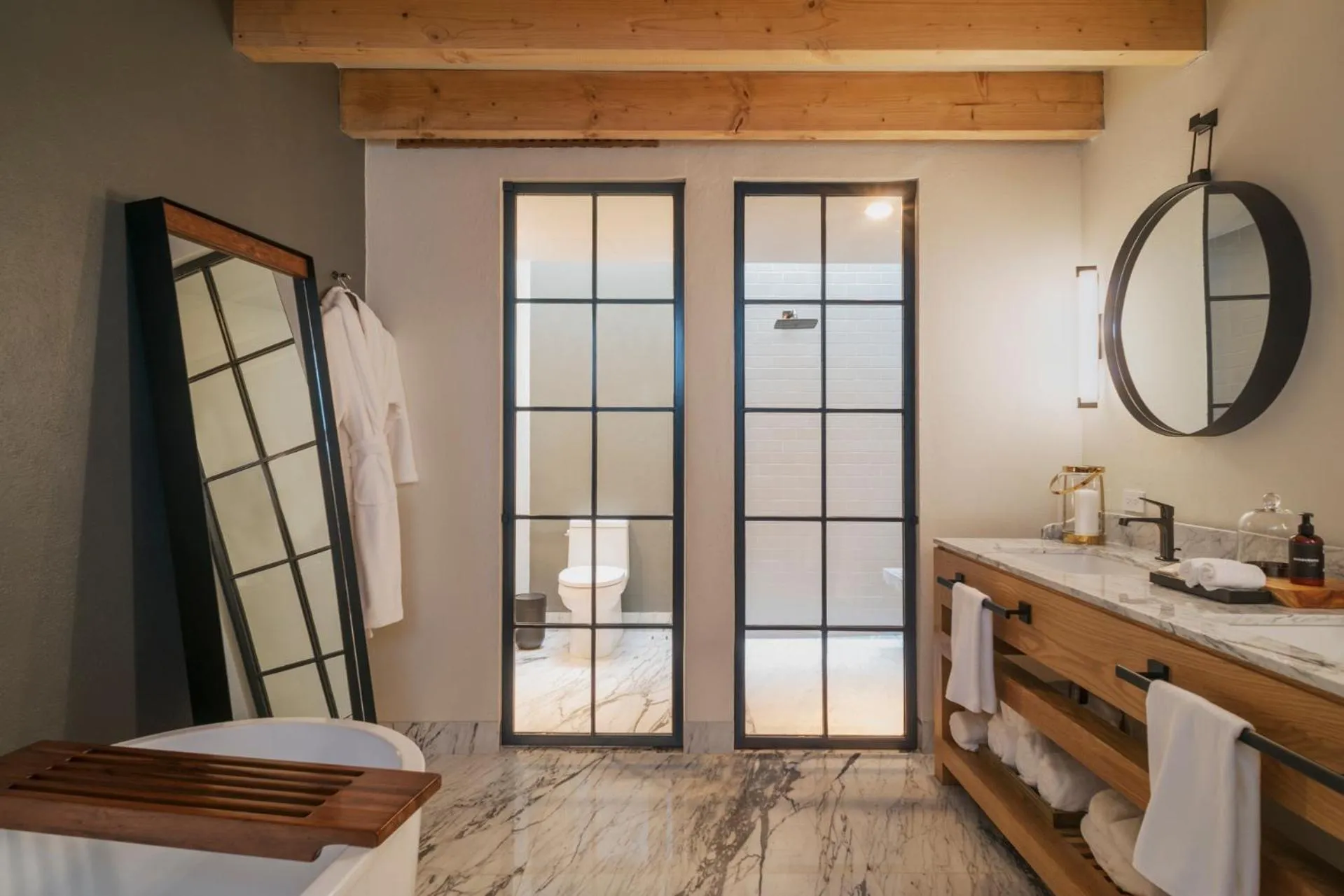 Shower in La Casa Rodavento