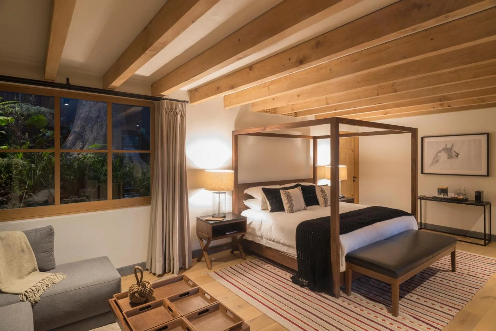 Seating area, Bed in La Casa Rodavento