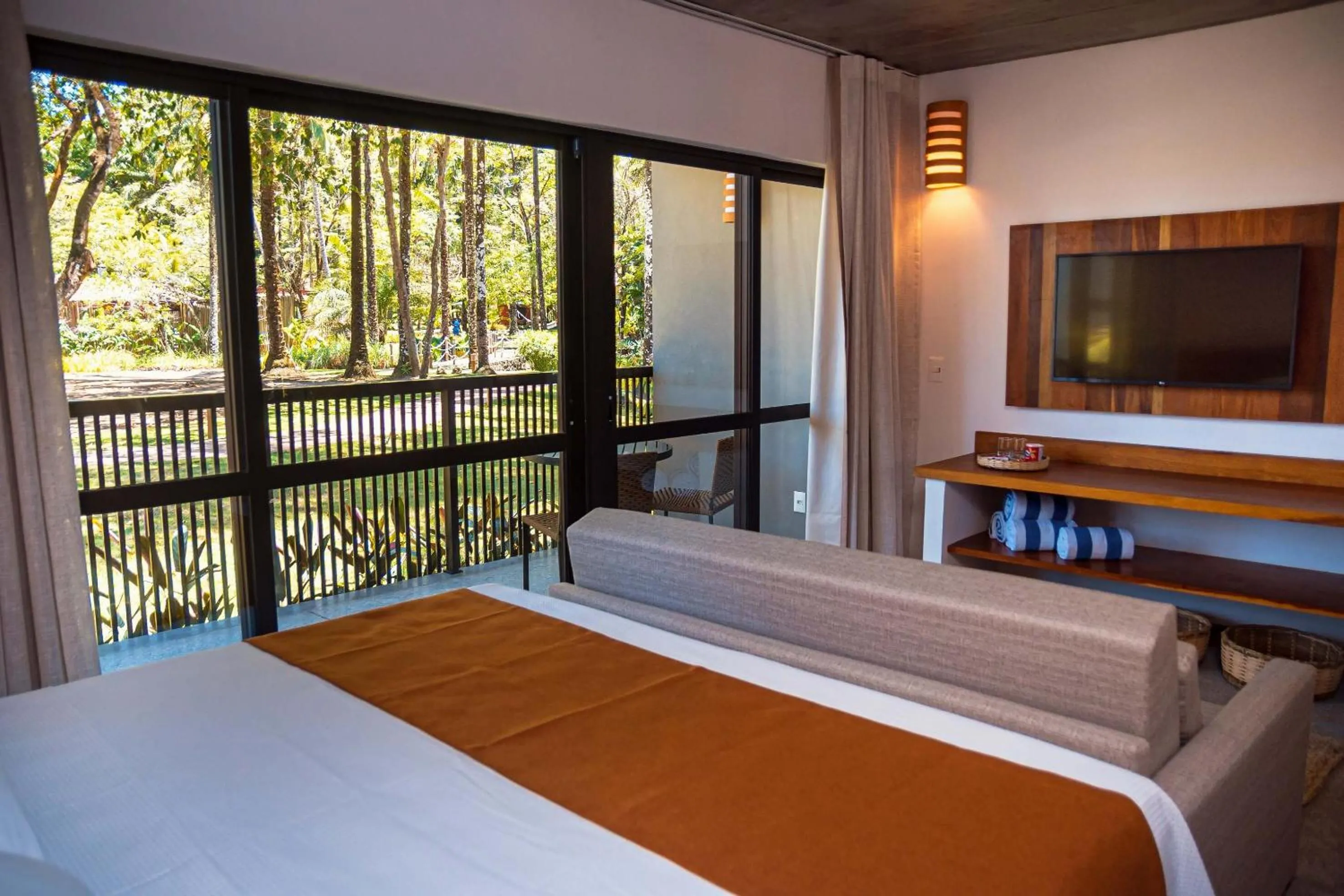 Bed in Aldeia do Mar Sensorial Hotel