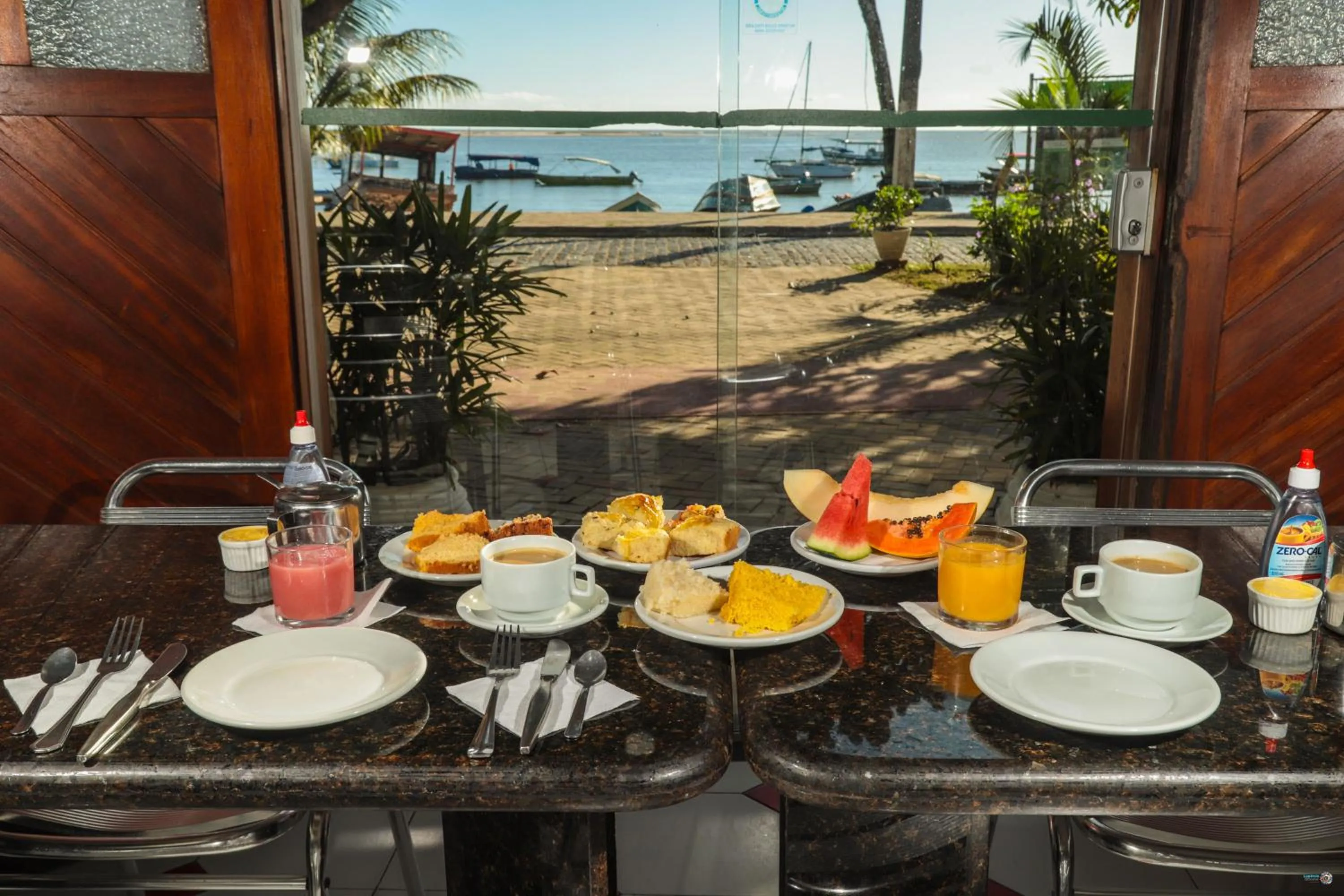 Breakfast in Pousada Raisis