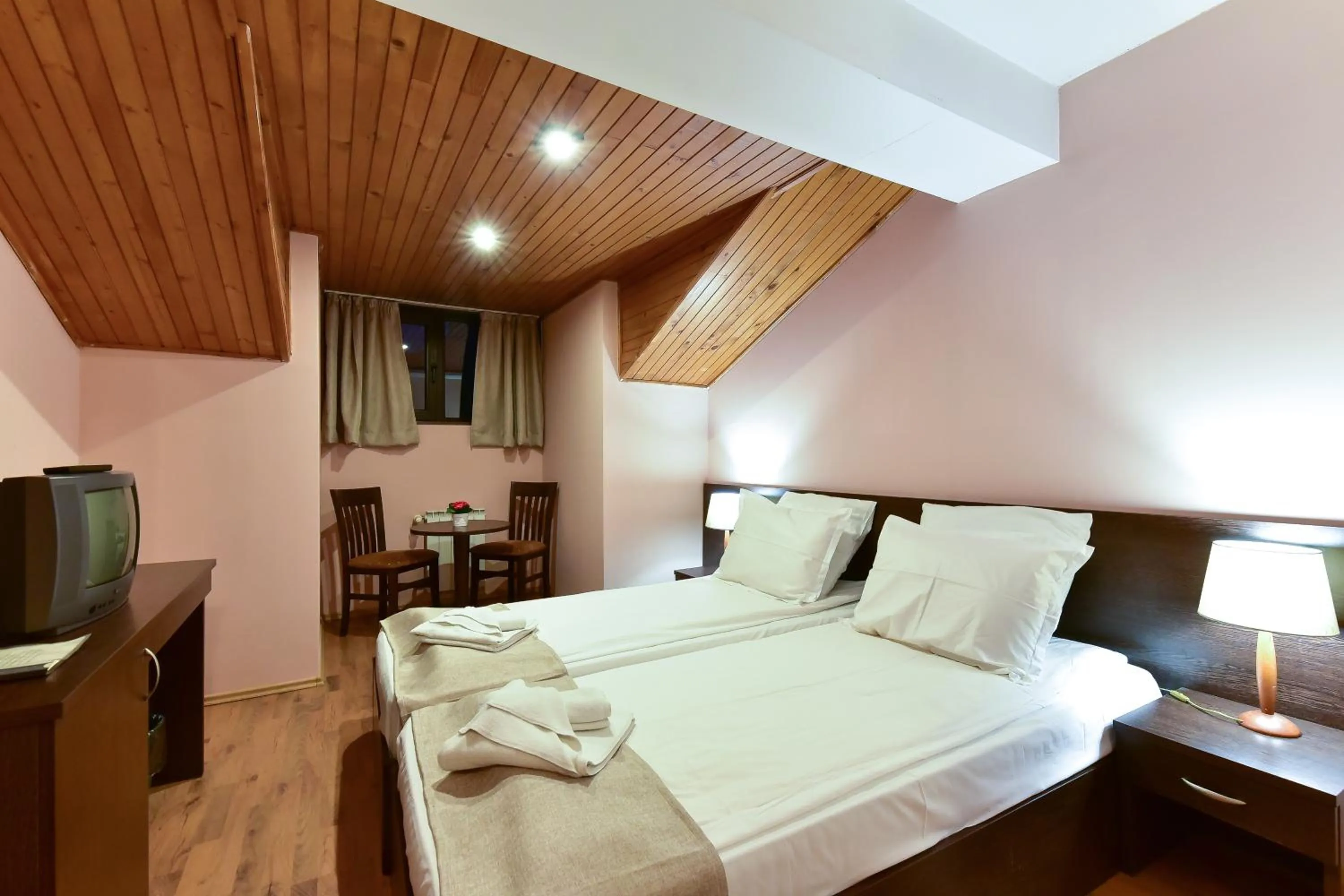 Photo of the whole room, Bed in Hotel Ida