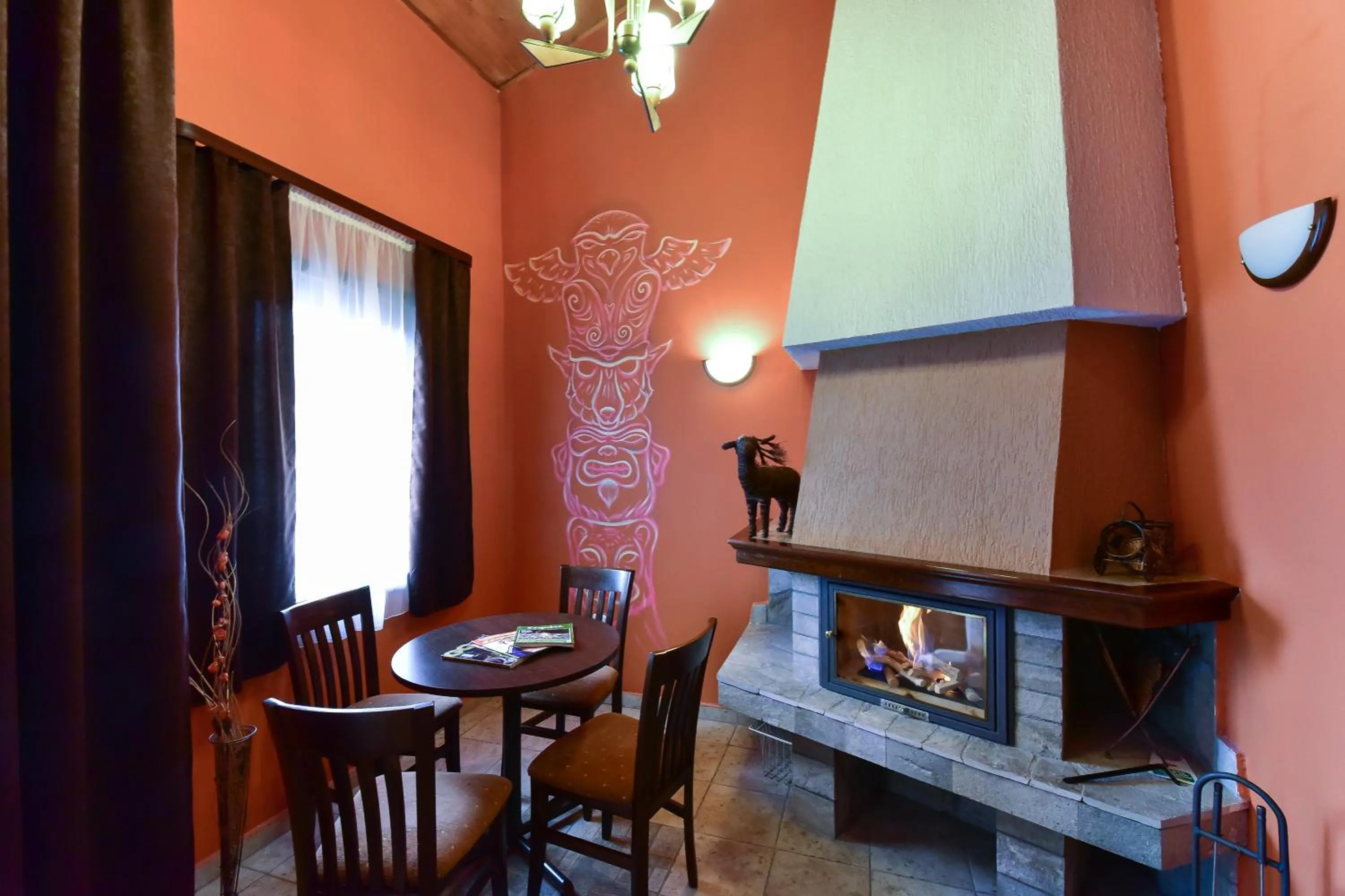 Photo of the whole room in Hotel Ida