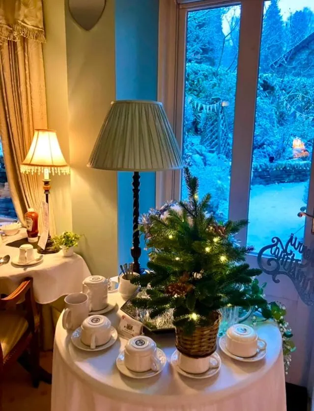 Food and drinks in Storrs Gate House