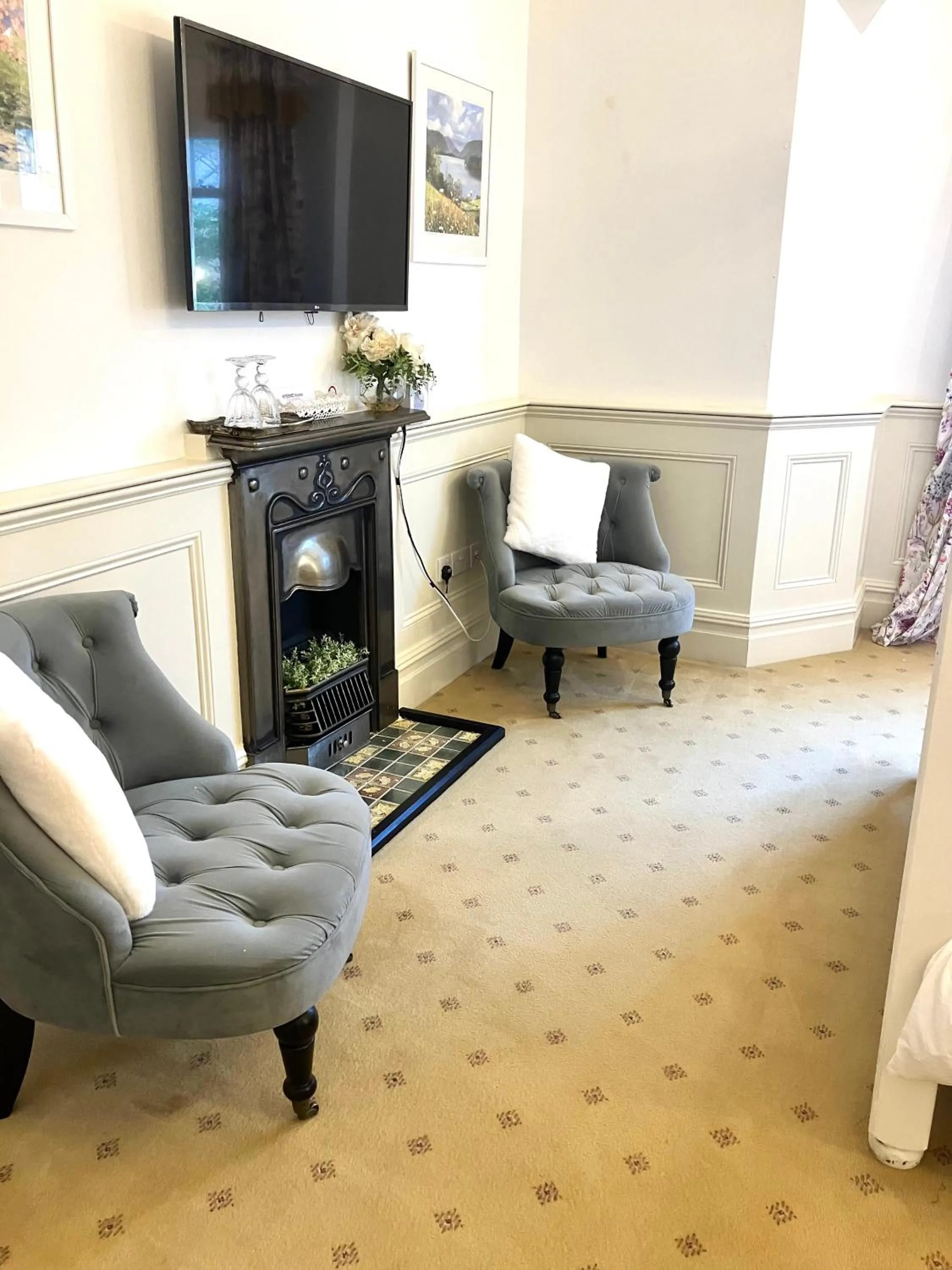 Seating area in Storrs Gate House