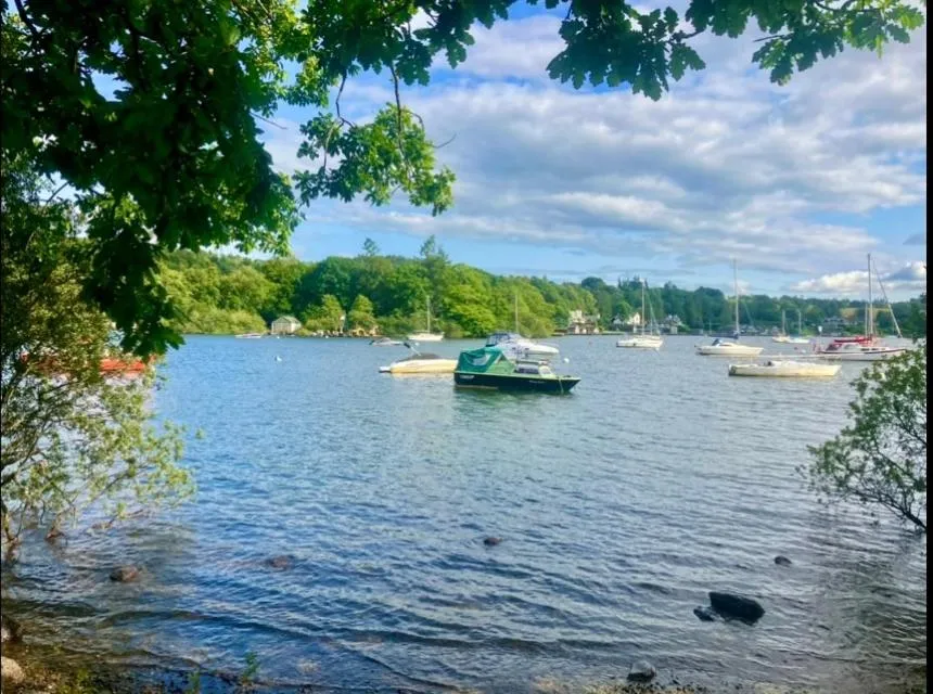 Nearby landmark in Storrs Gate House