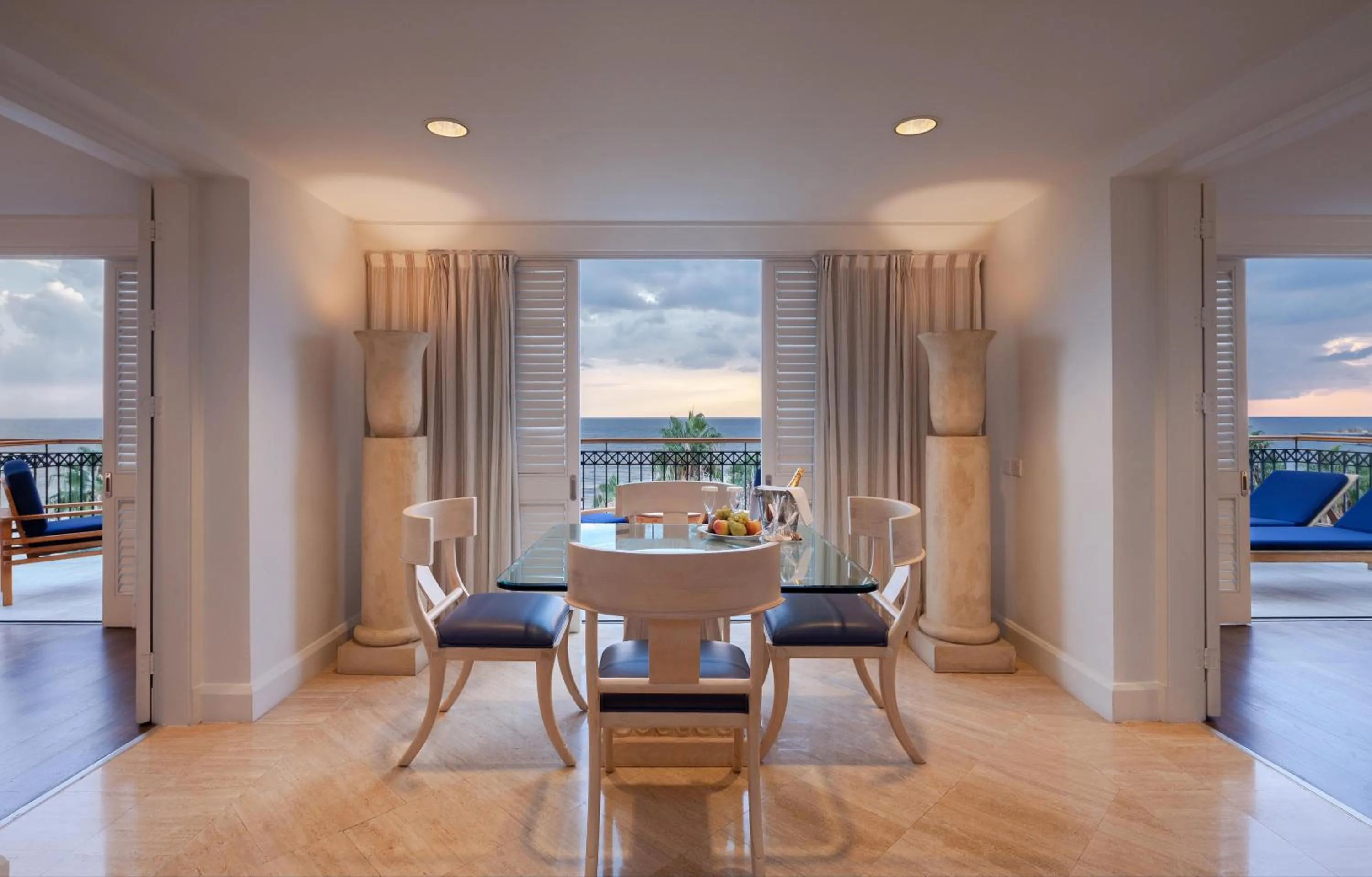 Photo of the whole room in Annabelle