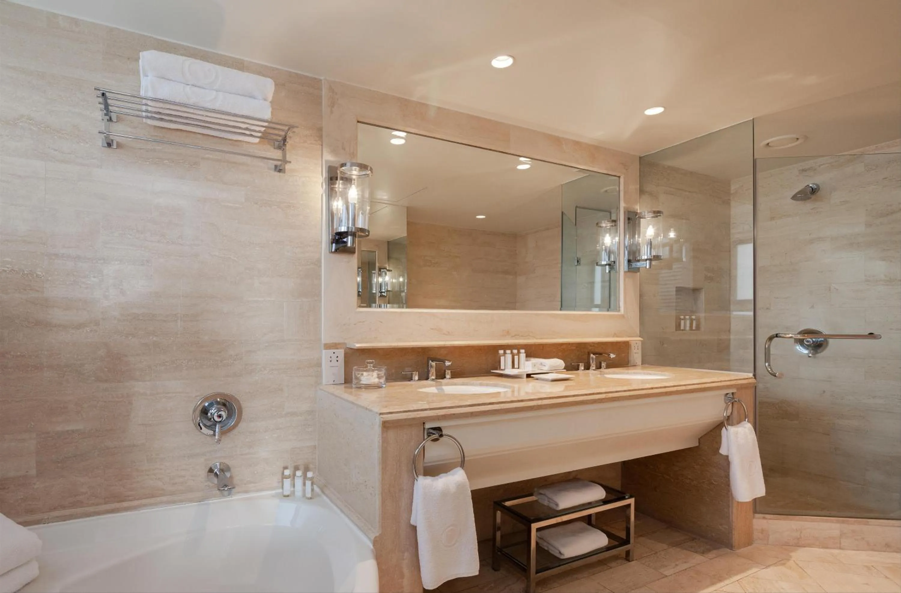 Bathroom in Annabelle