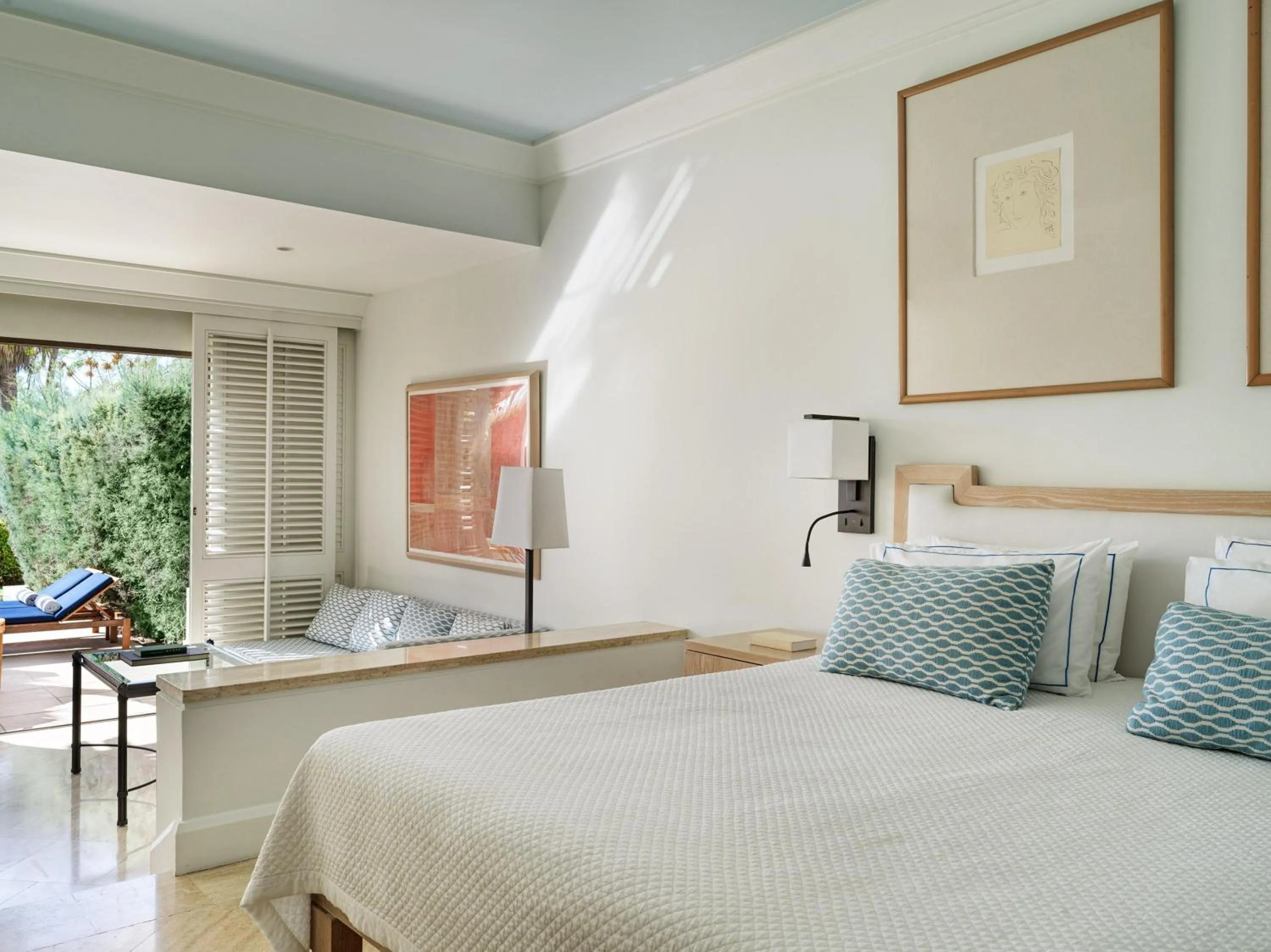 Photo of the whole room, Bed in Annabelle